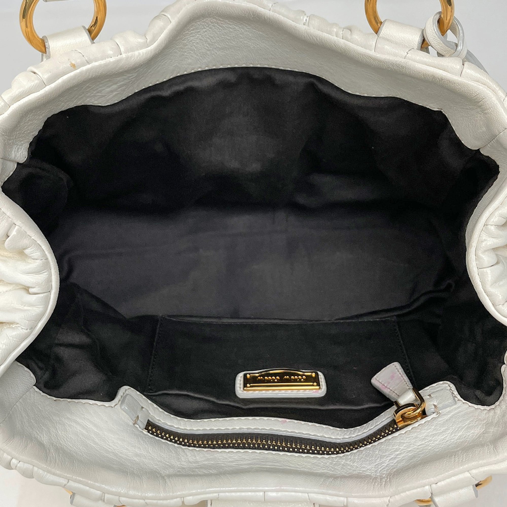 Miu Miu Matelasse White Leather Handbag Shoulder Bag (Pre-Owned)