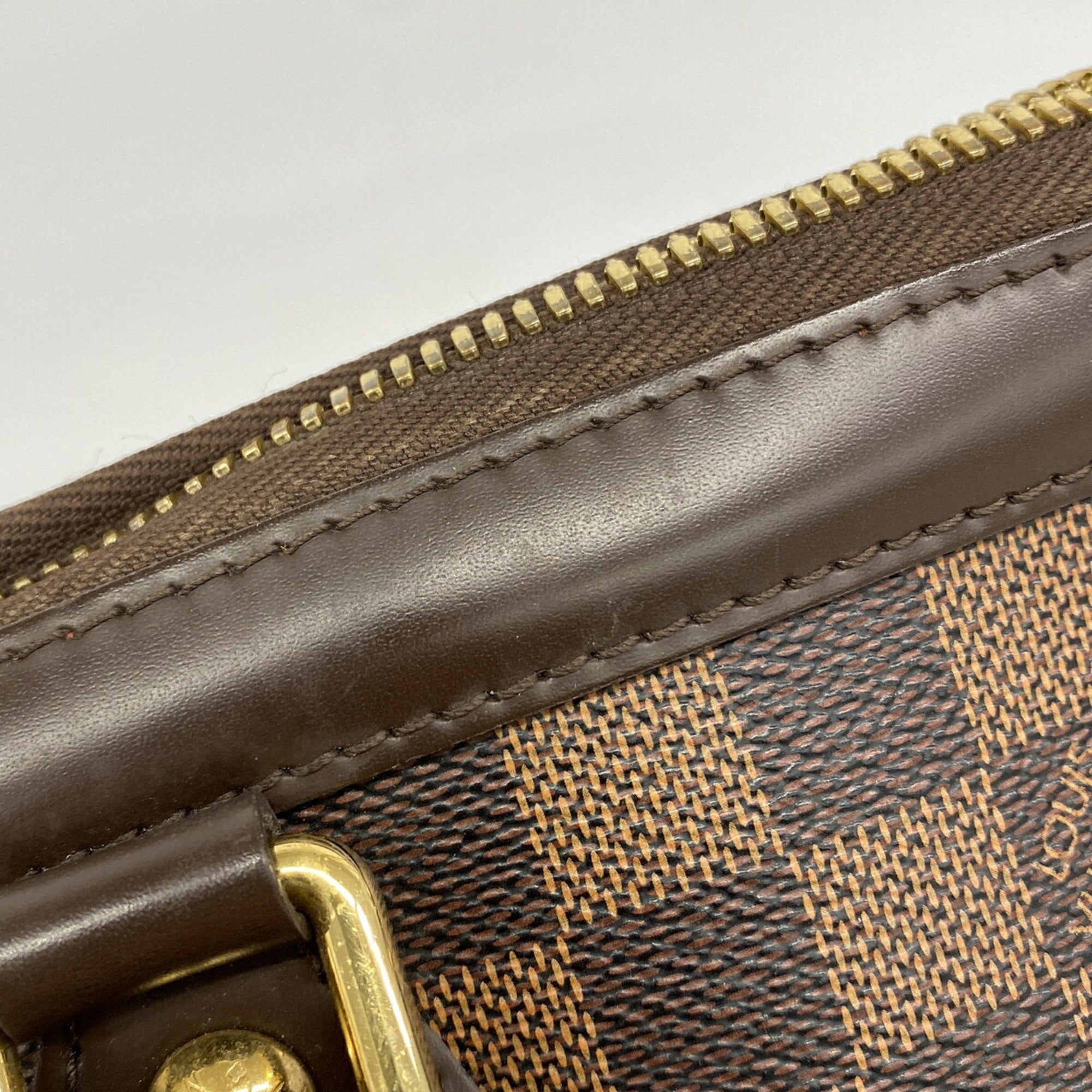 Louis Vuitton Ebene Handbag (Pre-Owned)