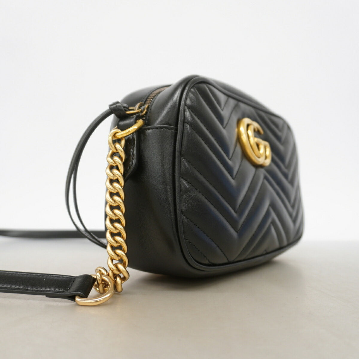 Gucci Black Leather Shoulder Bag (Pre-Owned)