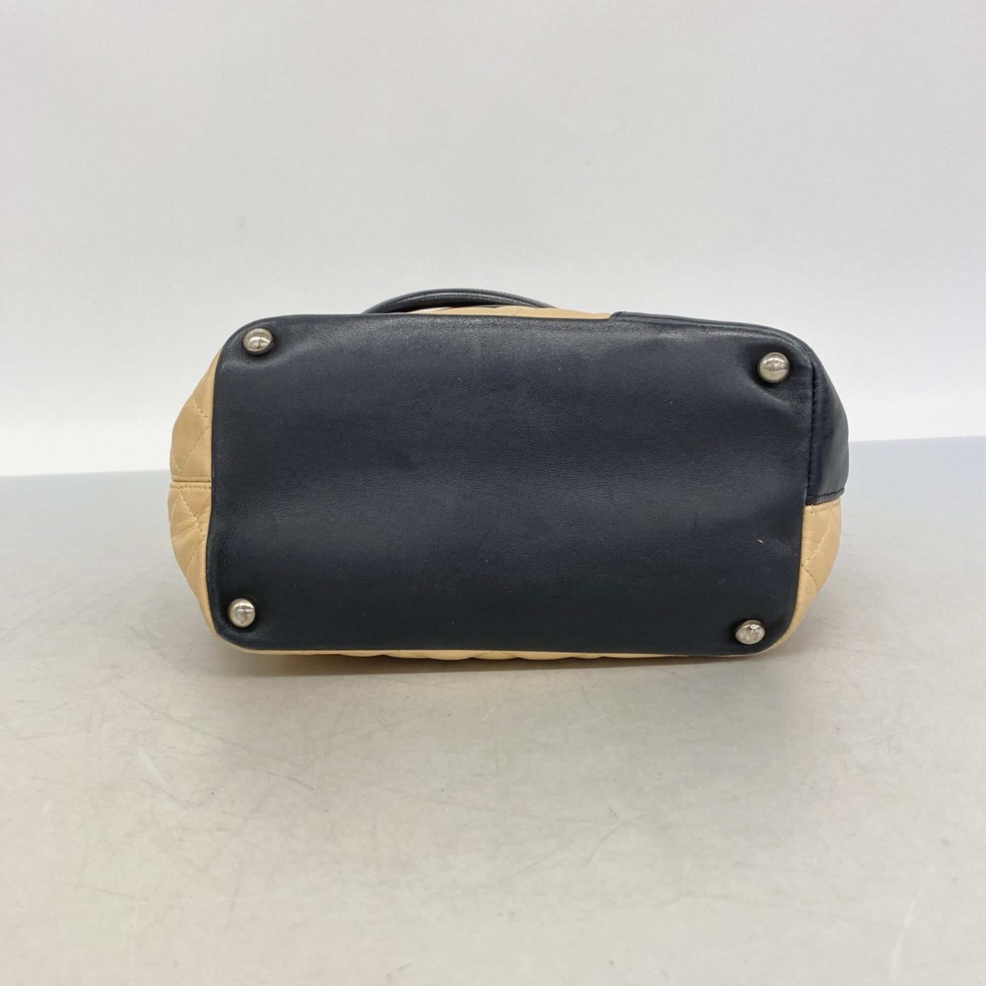 Chanel Black Brown Leather Tote Bag (Pre-Owned)