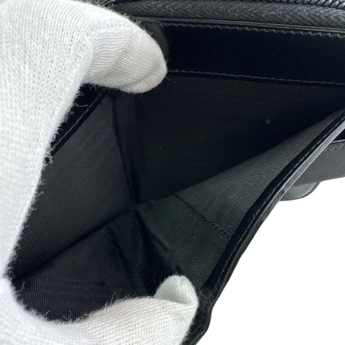 Prada Black Nylon Wallet (Bi-Fold) (Pre-Owned)