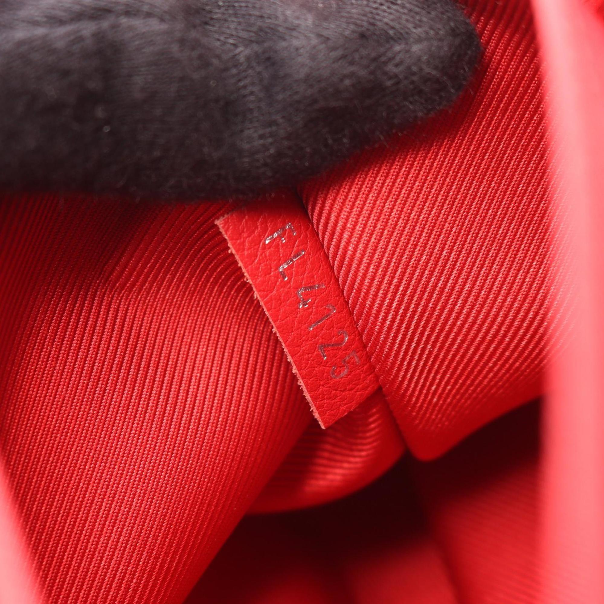 Louis Vuitton Red Color Ruby Leather Handbag (Pre-Owned)