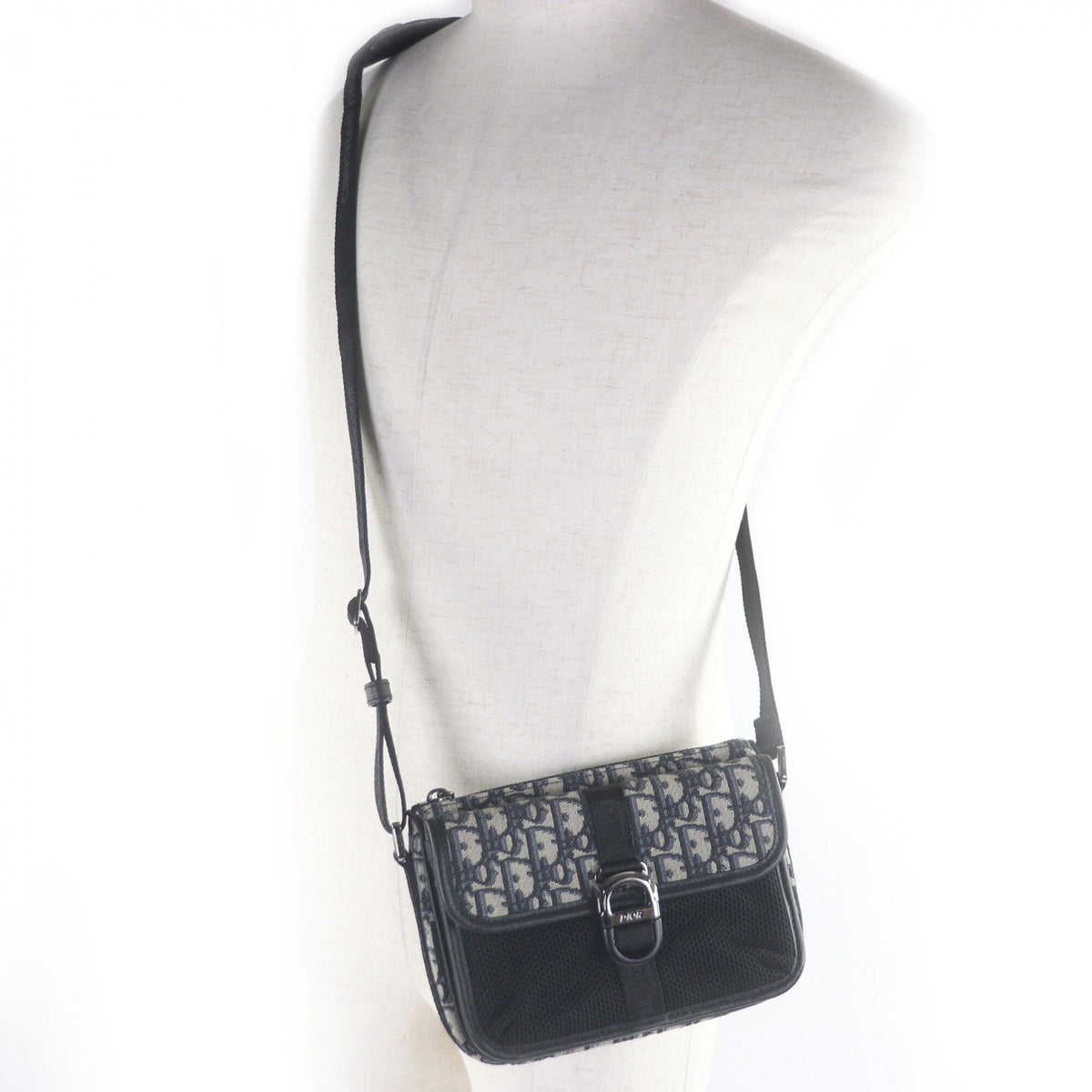 Dior Homme Beige Canvas Leather Shoulder Bag (Pre-Owned)