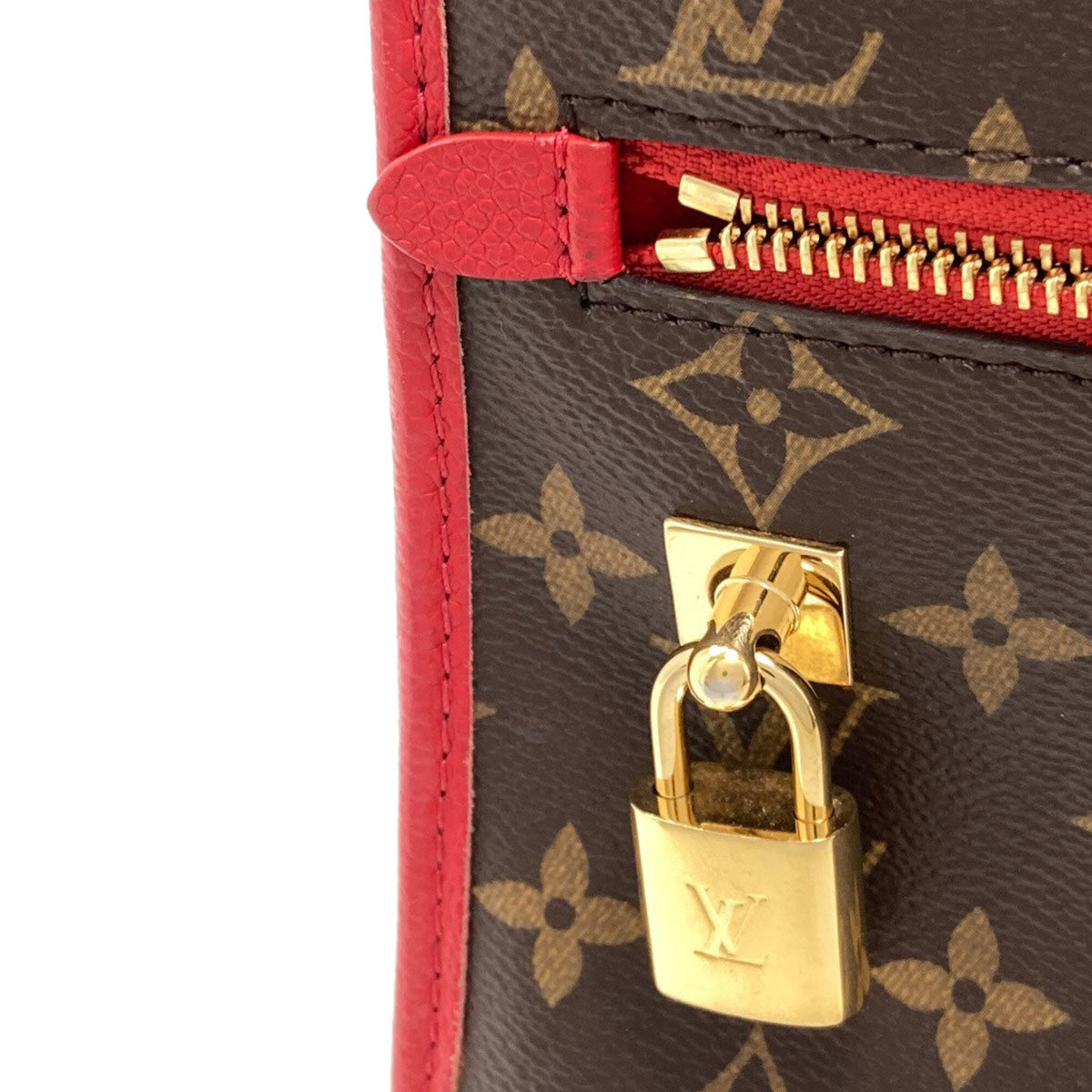 Louis Vuitton Monogram Monogram Canvas Handbag (Pre-Owned)