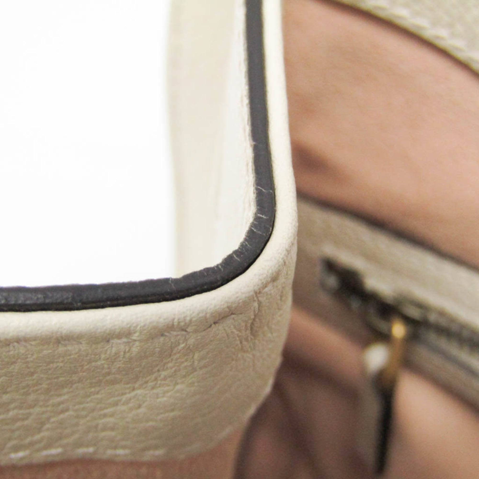 Gucci Totem Top Handle Bag Leather White Leather Handbag (Pre-Owned)