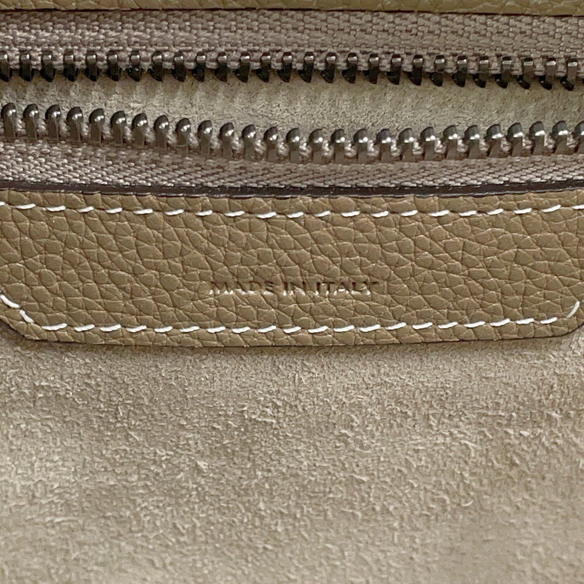 Celine Grayish Leather Handbag (Pre-Owned)