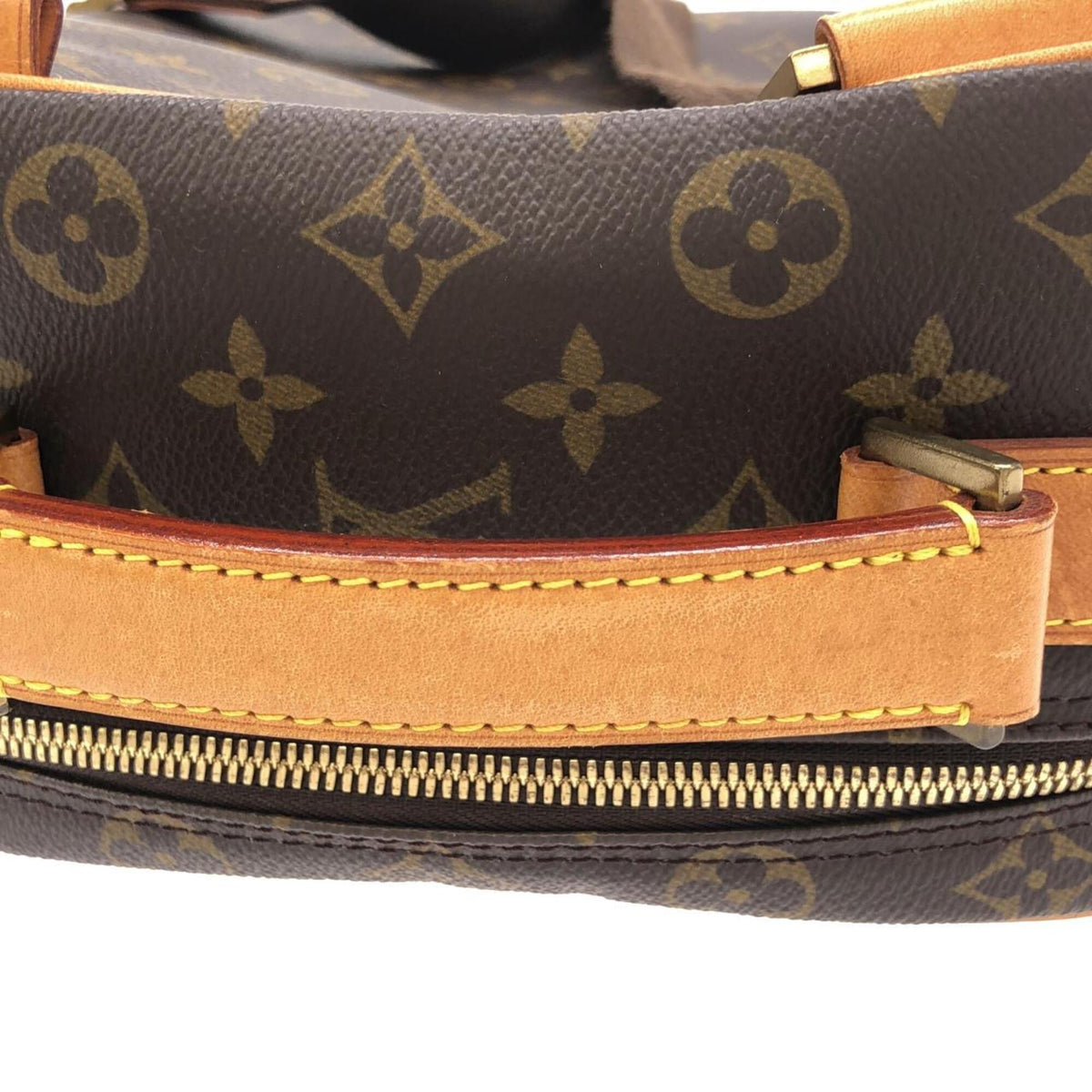 Louis Vuitton Brown Coated Canvas Shoulder Bag (Pre-Owned)
