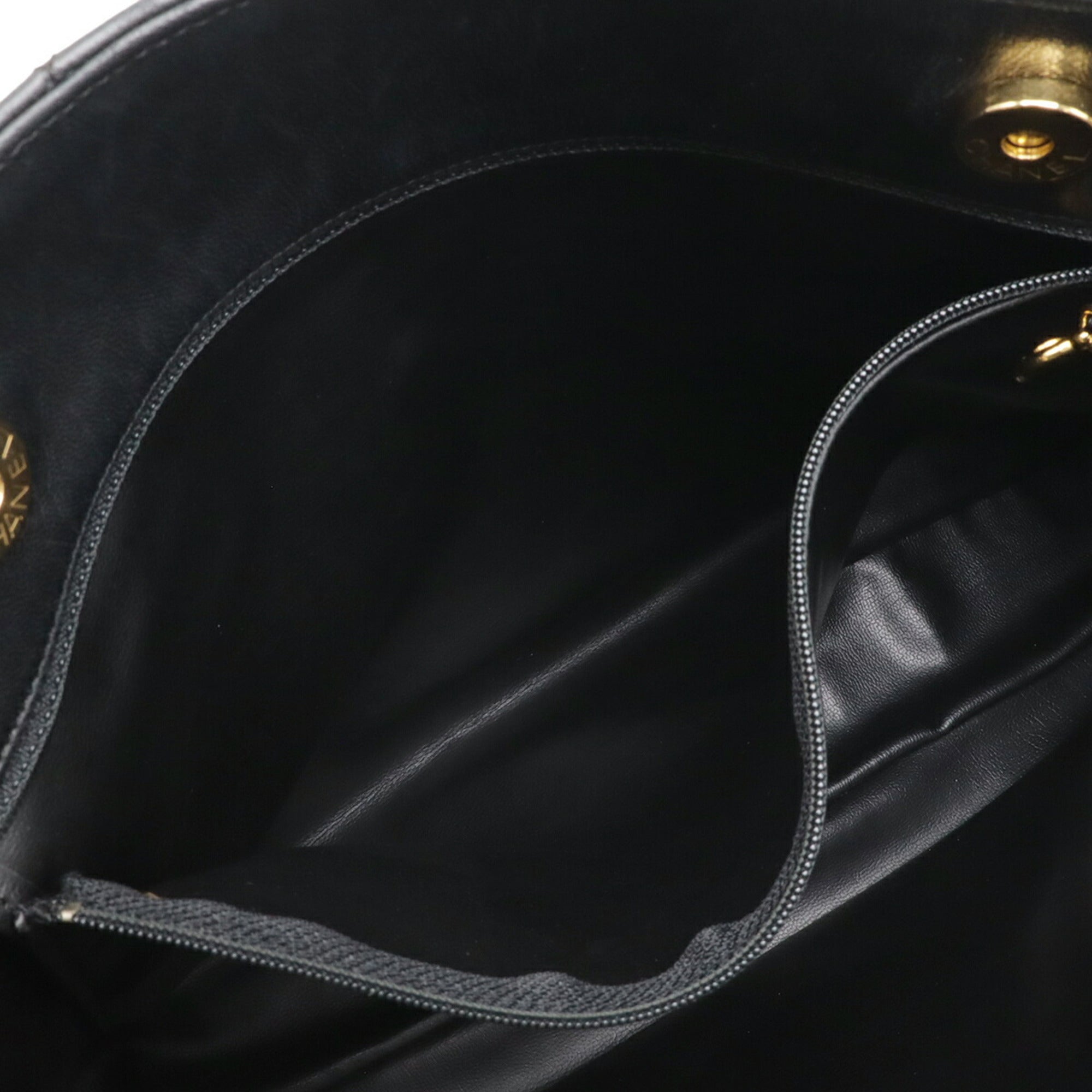 Chanel Black Shoulder Bag Tote Bag (Pre-Owned)