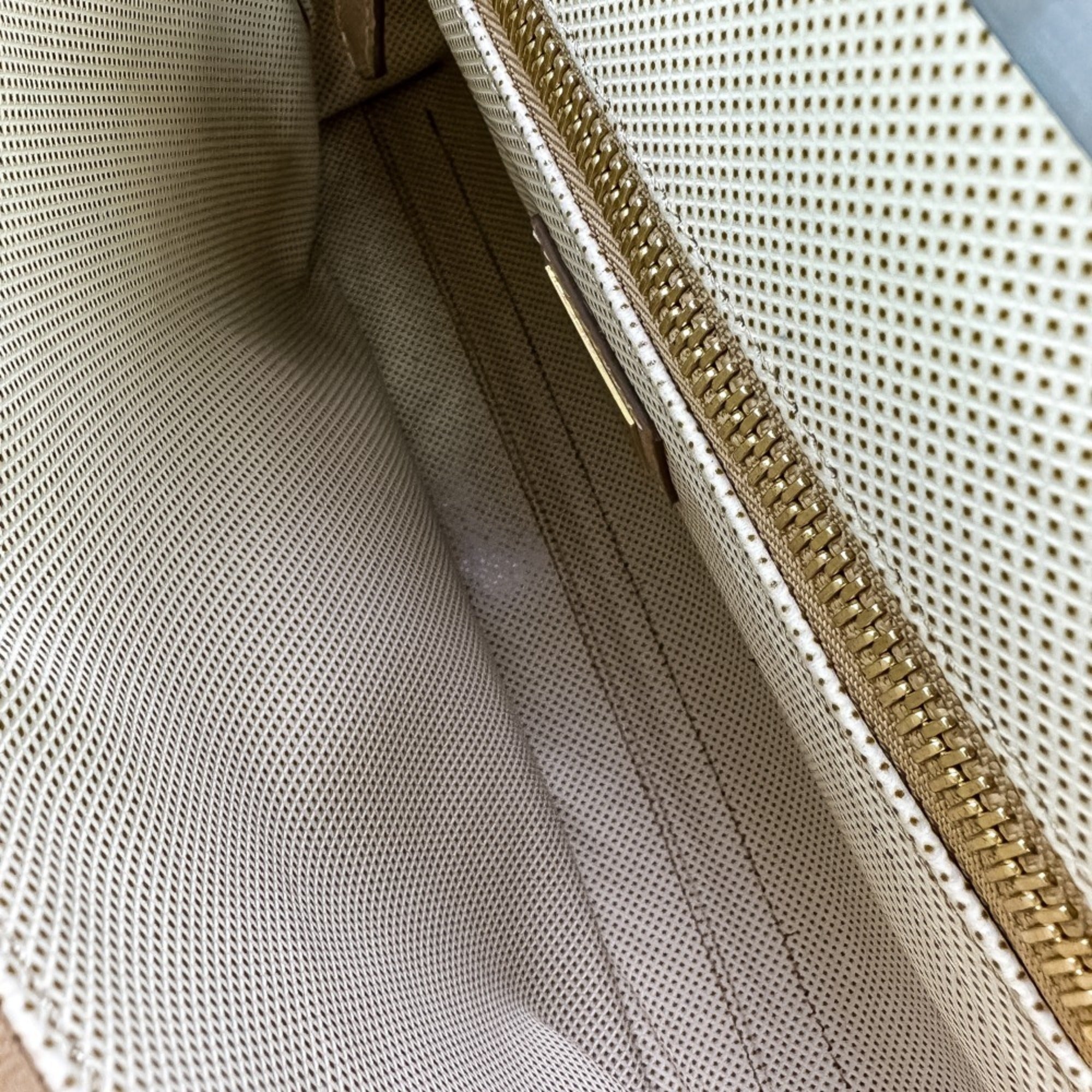 Fendi Peekaboo Beige Brown Handbag Shoulder Bag (Pre-Owned)