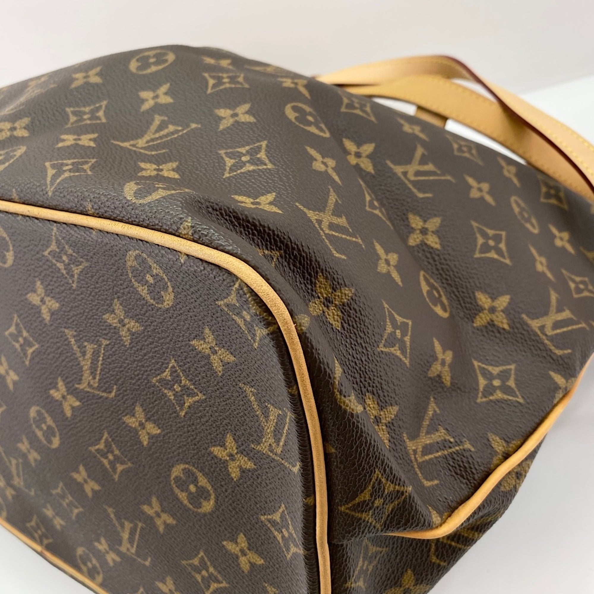 Louis Vuitton Brown Tote Bag (Pre-Owned)