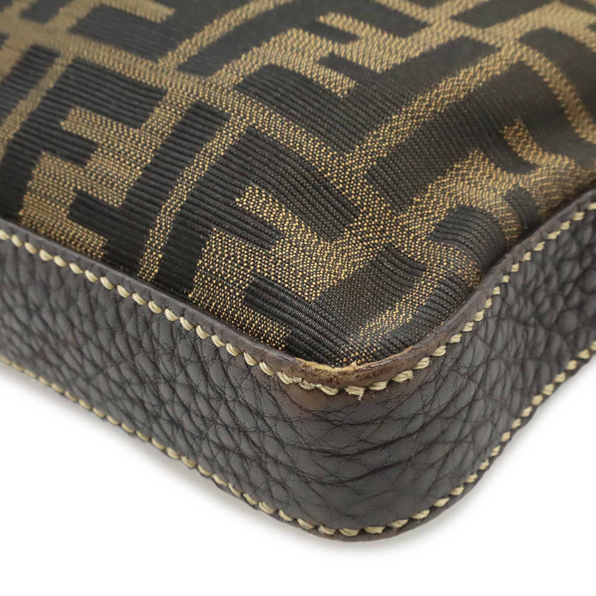 Fendi Brown Canvas Shoulder Bag (Pre-Owned)