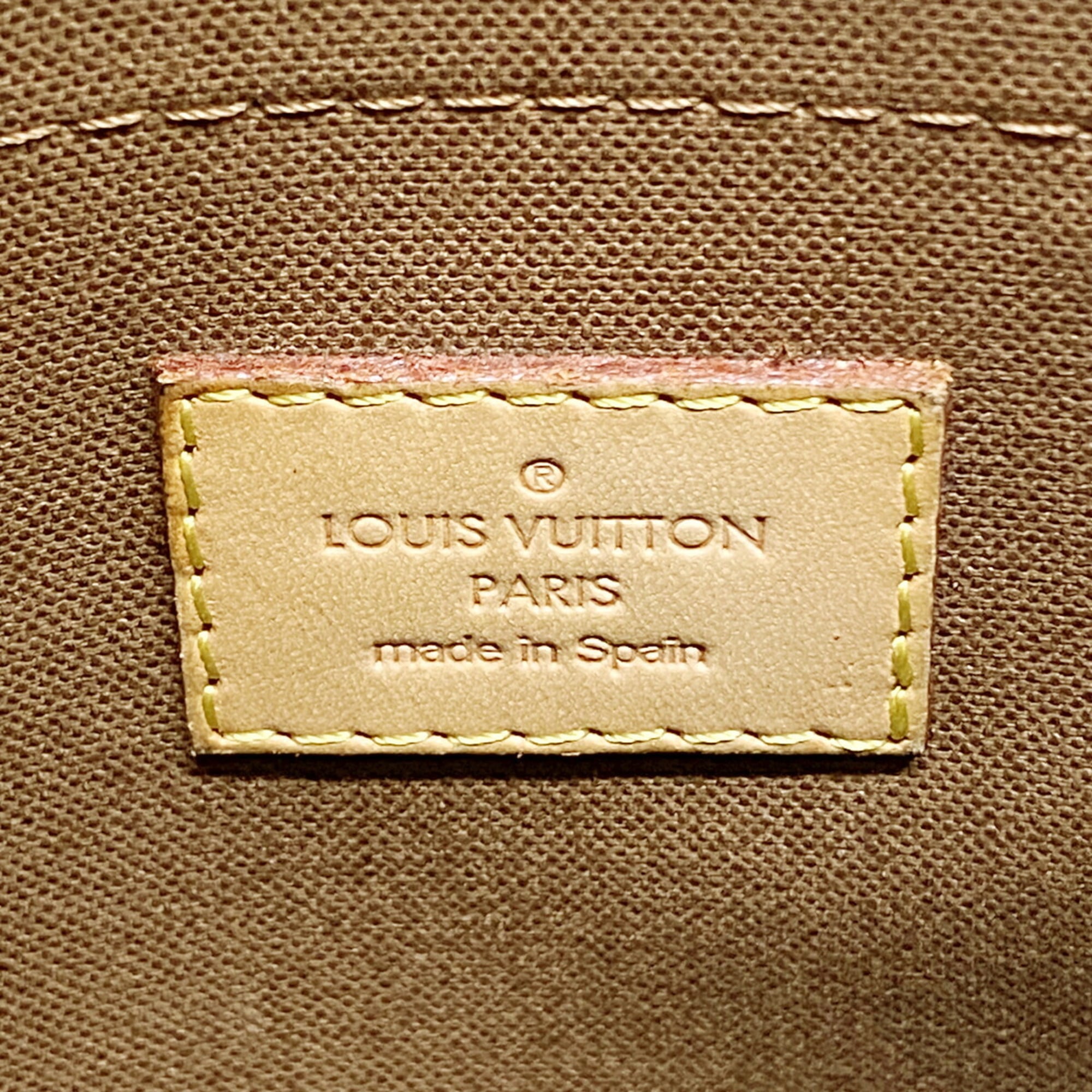 Louis Vuitton Brown Shoulder Bag (Pre-Owned)