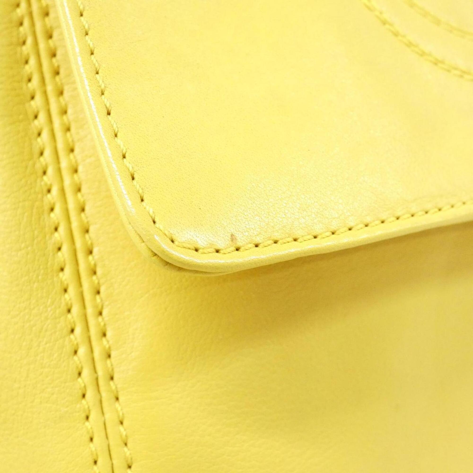 Chanel Yellow Leather Shoulder Bag (Pre-Owned)