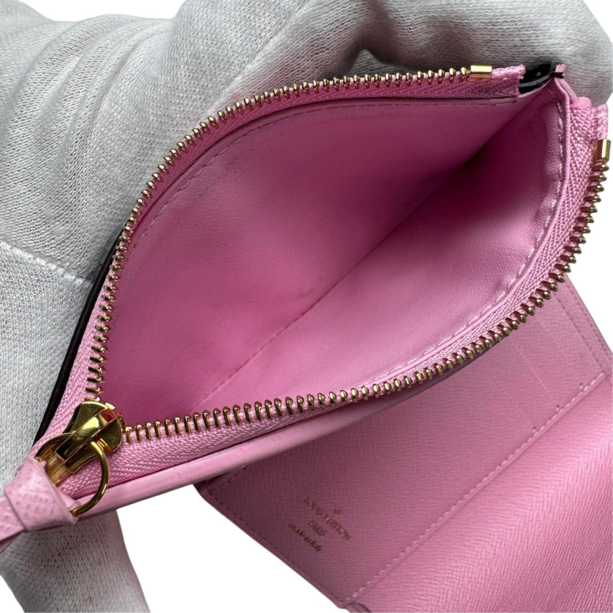 Louis Vuitton Multi-Color Leather Wallet (Tri-Fold) (Pre-Owned)