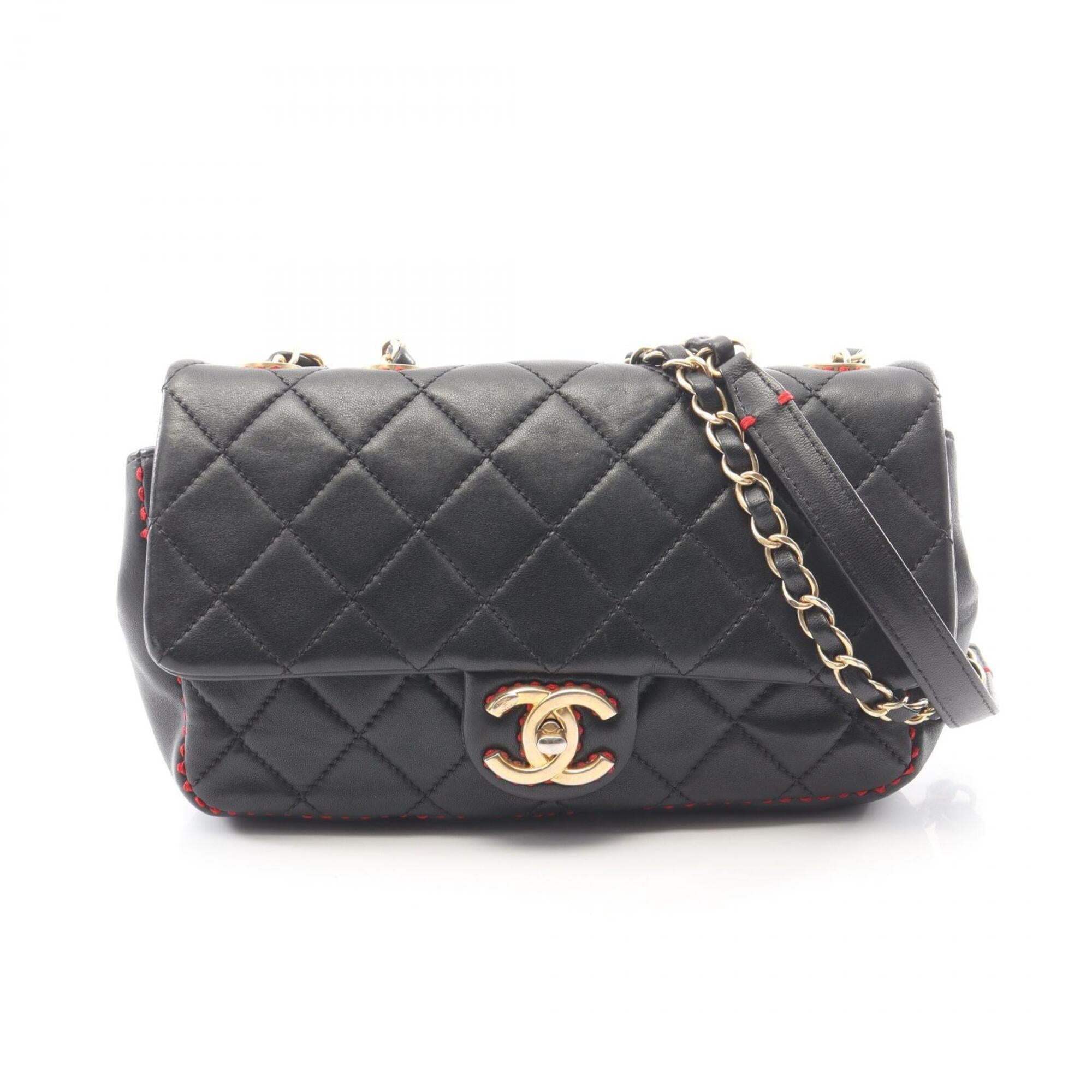 Chanel Black Leather Handbag Shoulder Bag (Pre-Owned)