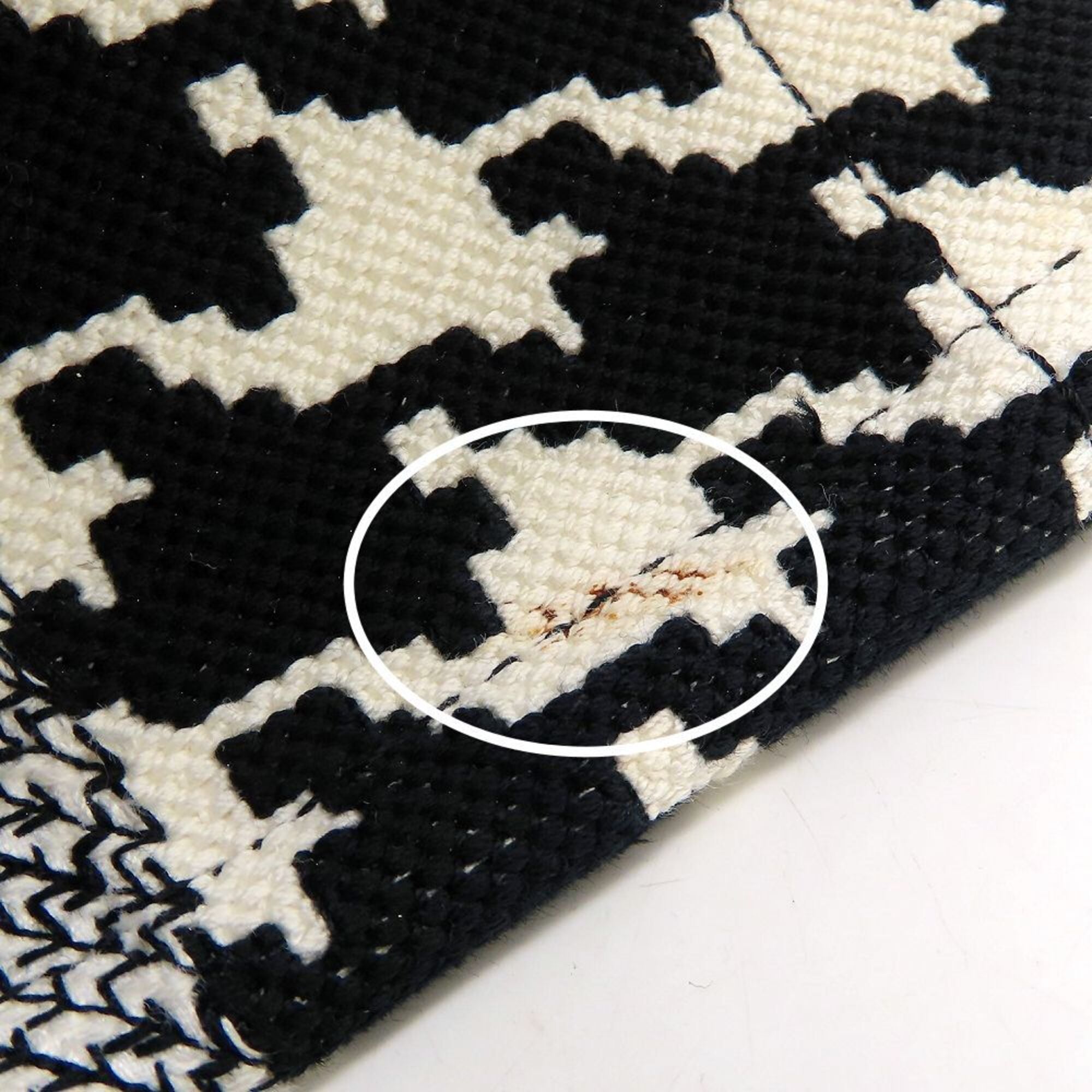 Christian Dior Black White Canvas Tote Bag (Pre-Owned)