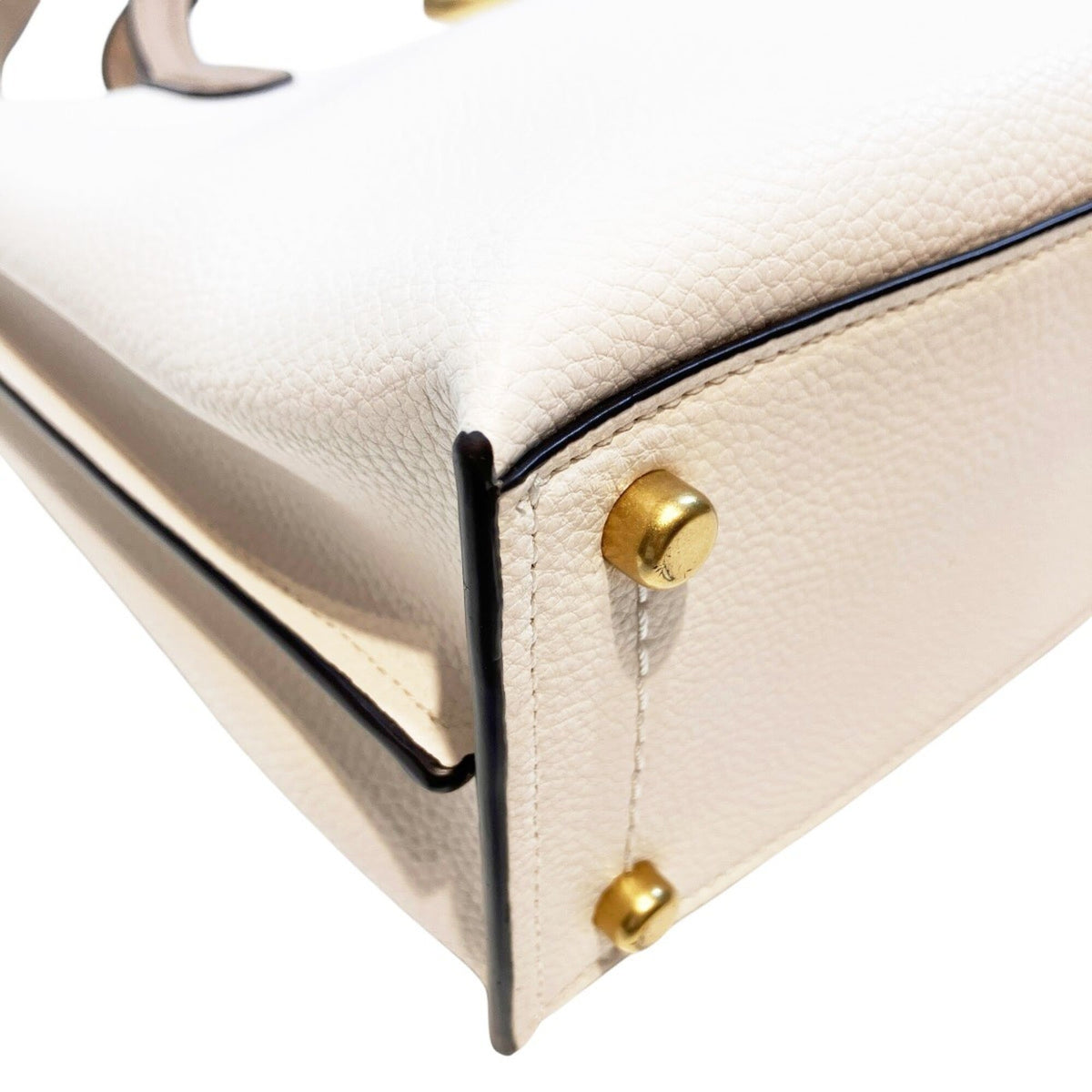 Coach White Leather Handbag (Pre-Owned)