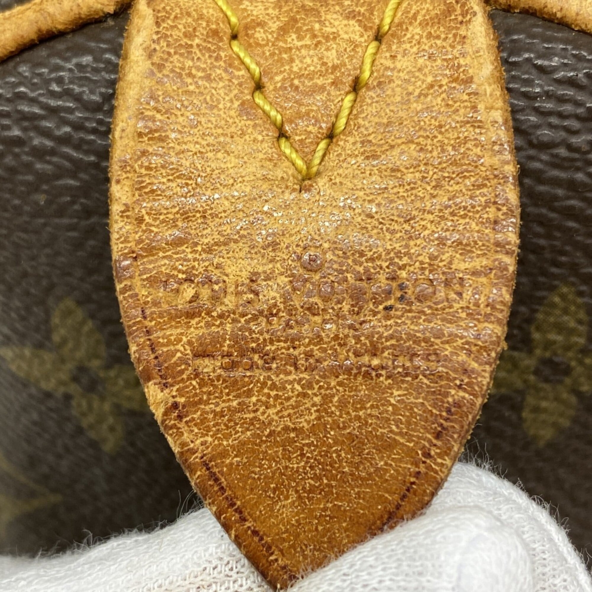 Louis Vuitton Brown Handbag (Pre-Owned)
