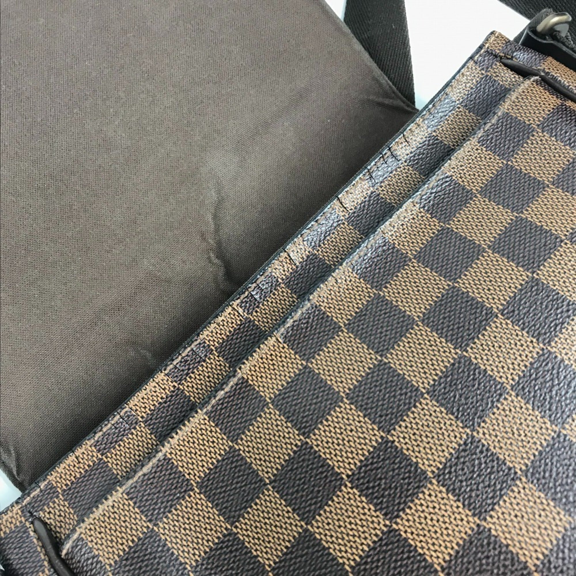 Louis Vuitton Brown Damier Canvas Ebene Damier Canvas Shoulder Bag (Pre-Owned)