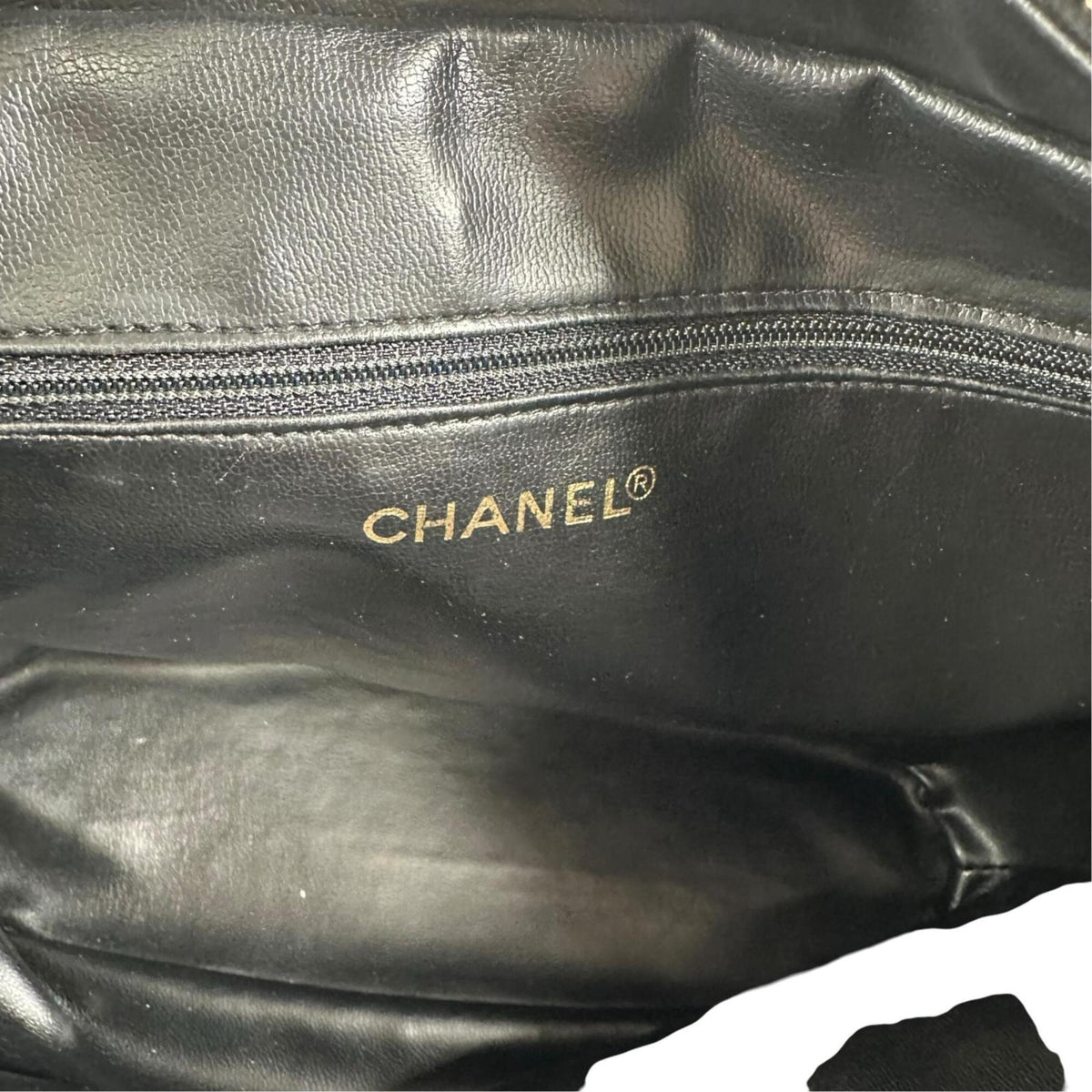 Chanel Black Grained Calfskin Shoulder Bag Tote Bag (Pre-Owned)