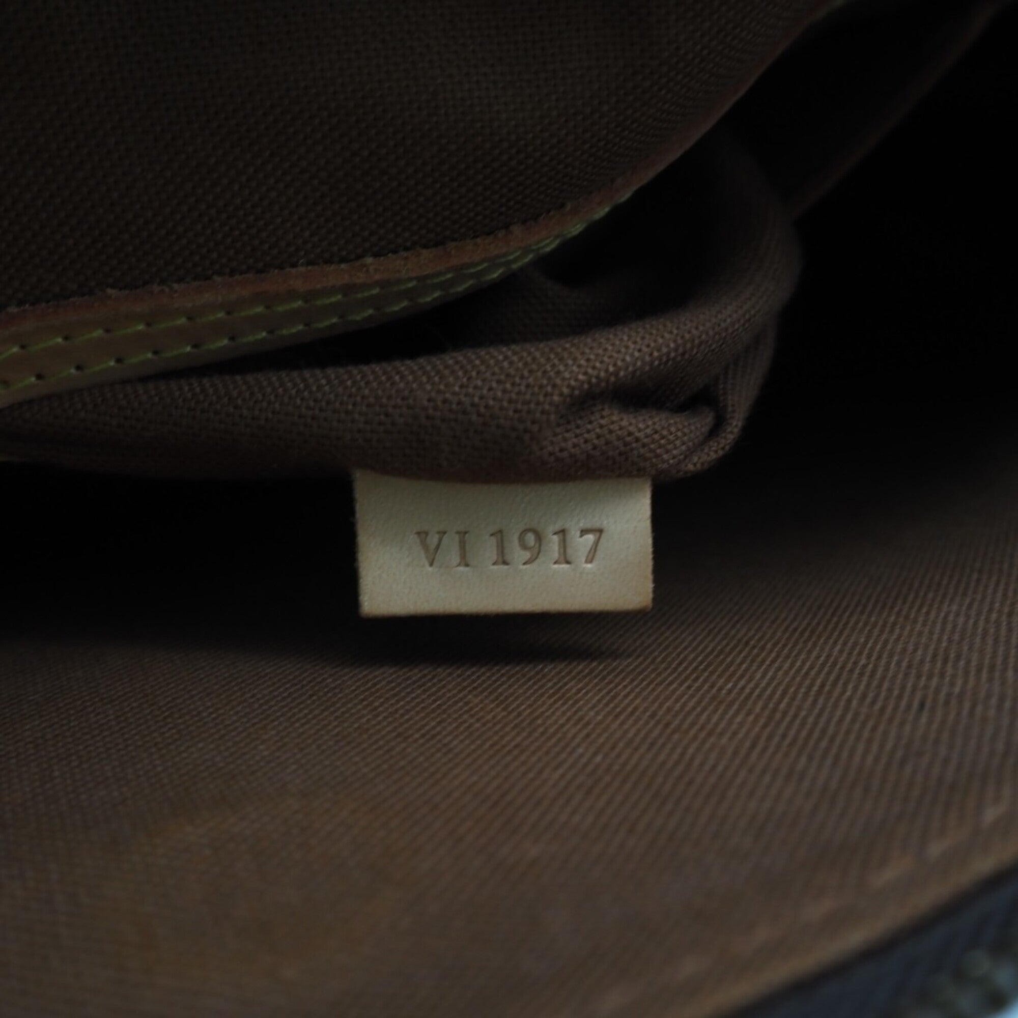 Louis Vuitton Brown Coated Canvas Leather Handbag (Pre-Owned)