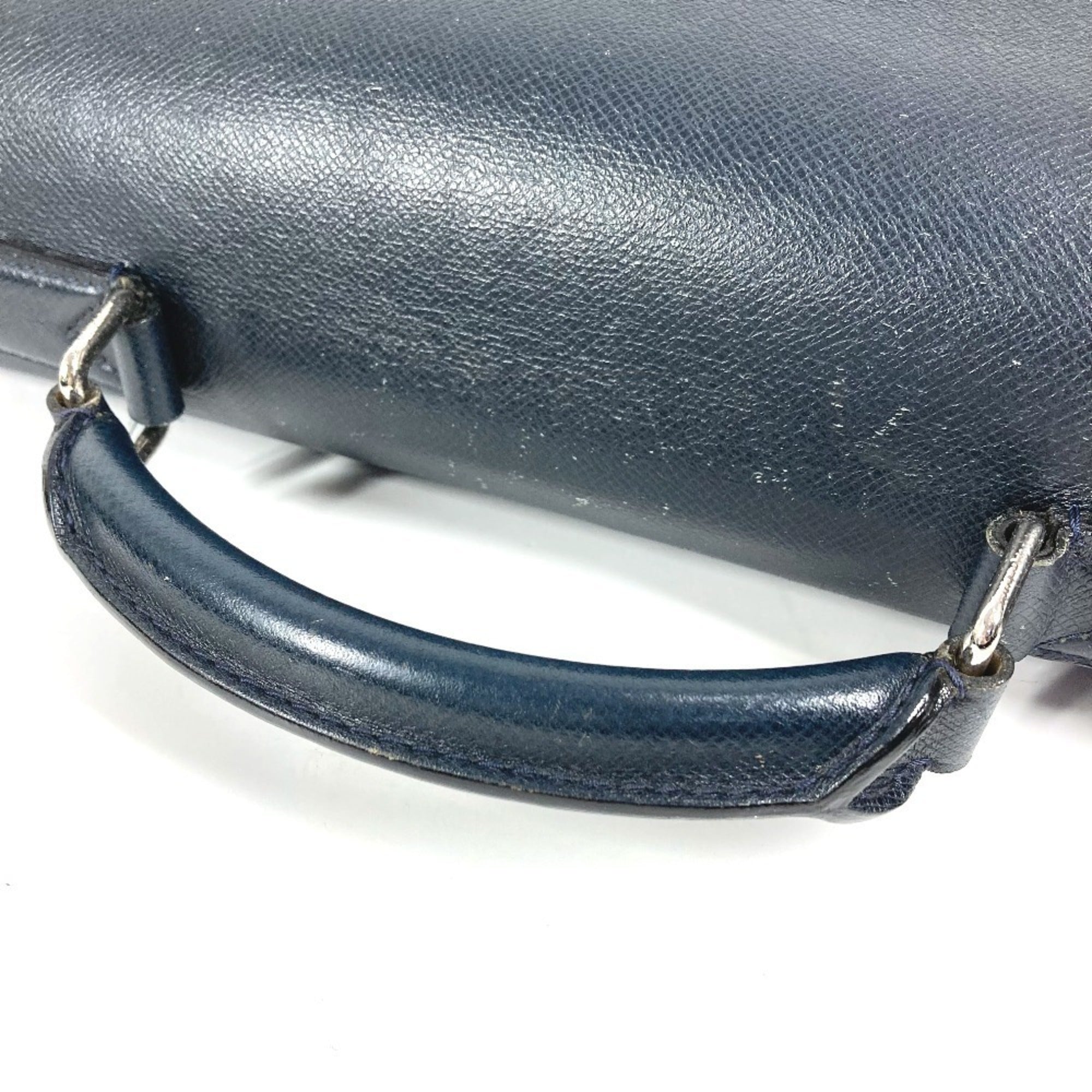 Louis Vuitton Boreal Navy Taiga Leather Handbag Shoulder Bag (Pre-Owned)