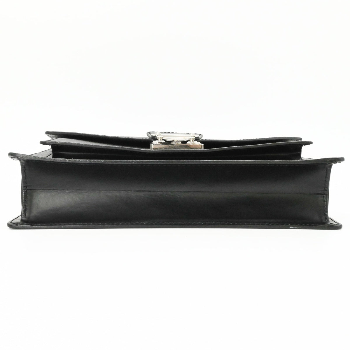 Louis Vuitton Black Taiga Leather Leather Handbag (Pre-Owned)