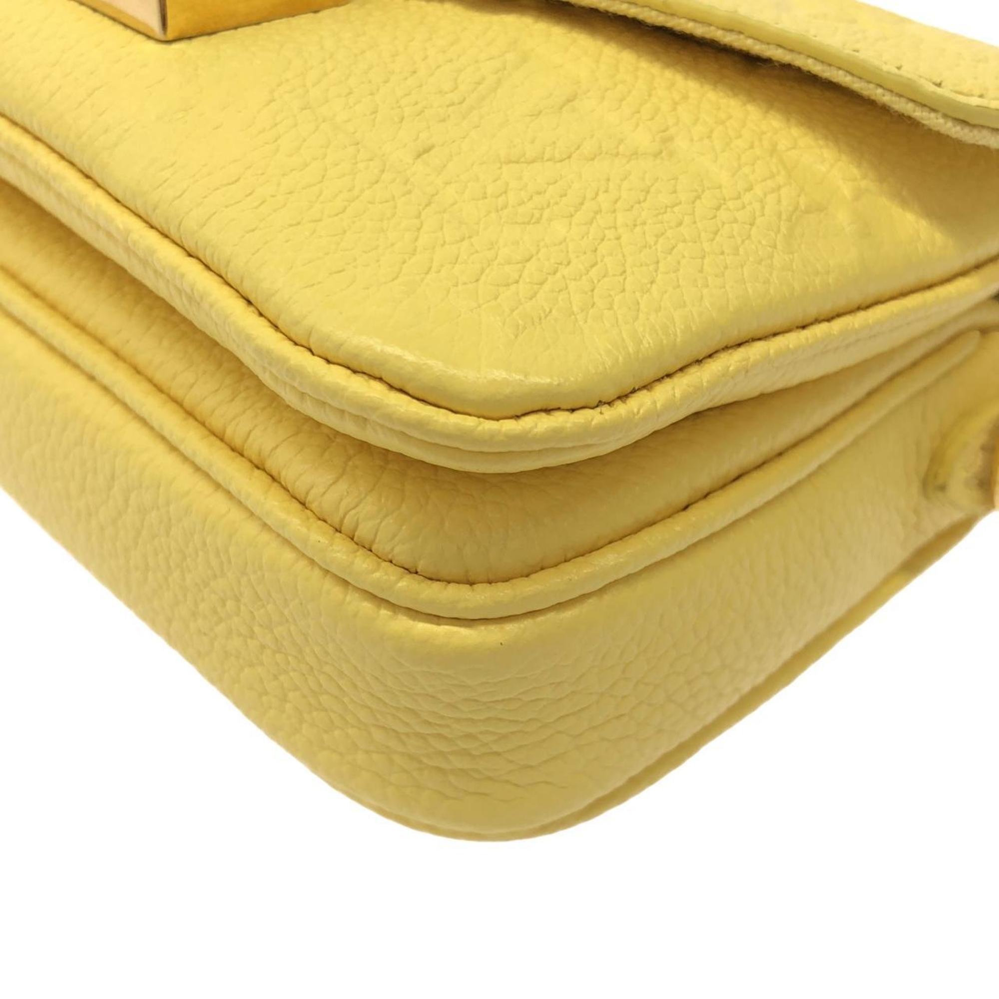 Louis Vuitton Yellow Leather Shoulder Bag (Pre-Owned)