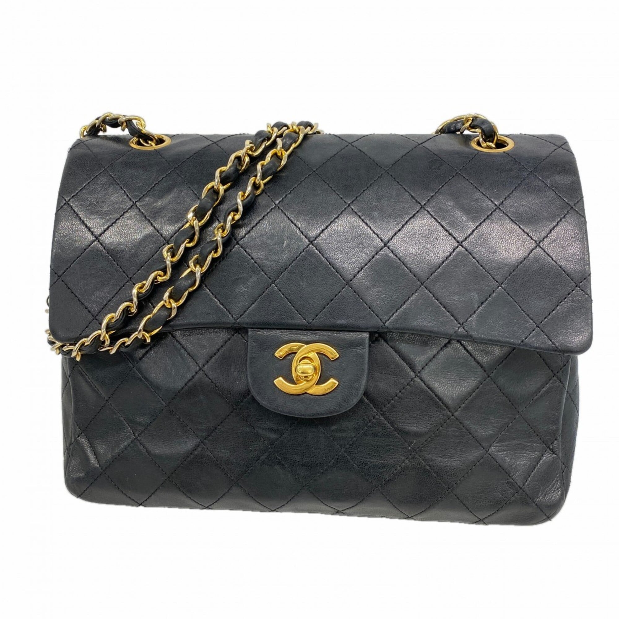 Chanel Black Leather Shoulder Bag (Pre-Owned)