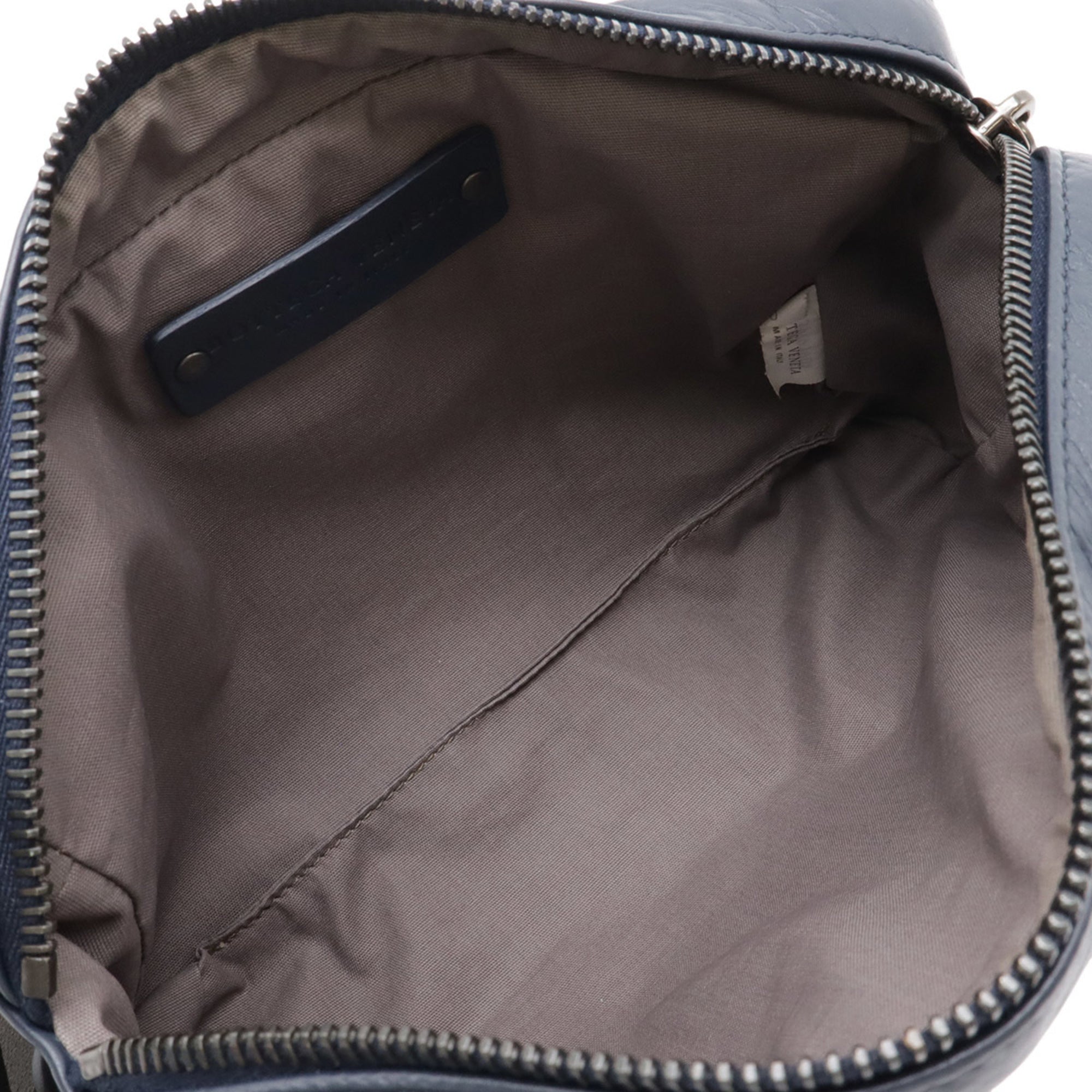 Bottega Veneta Intrecciato Navy Leather Sling Bag (Pre-Owned)
