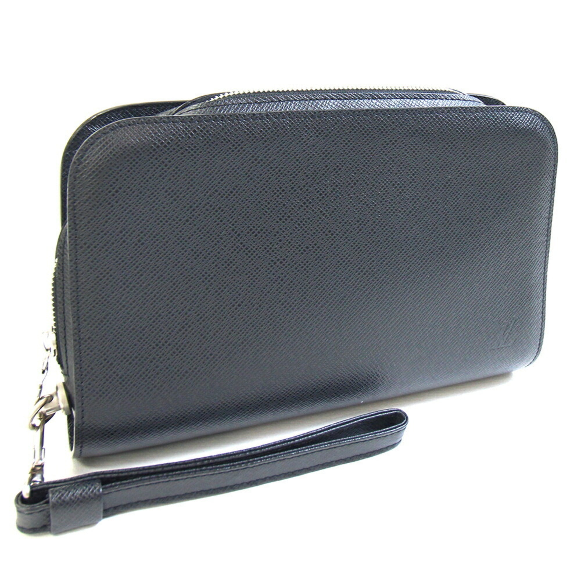 Louis Vuitton Ardoise Black Taiga Leather Clutch Bag (Pre-Owned)