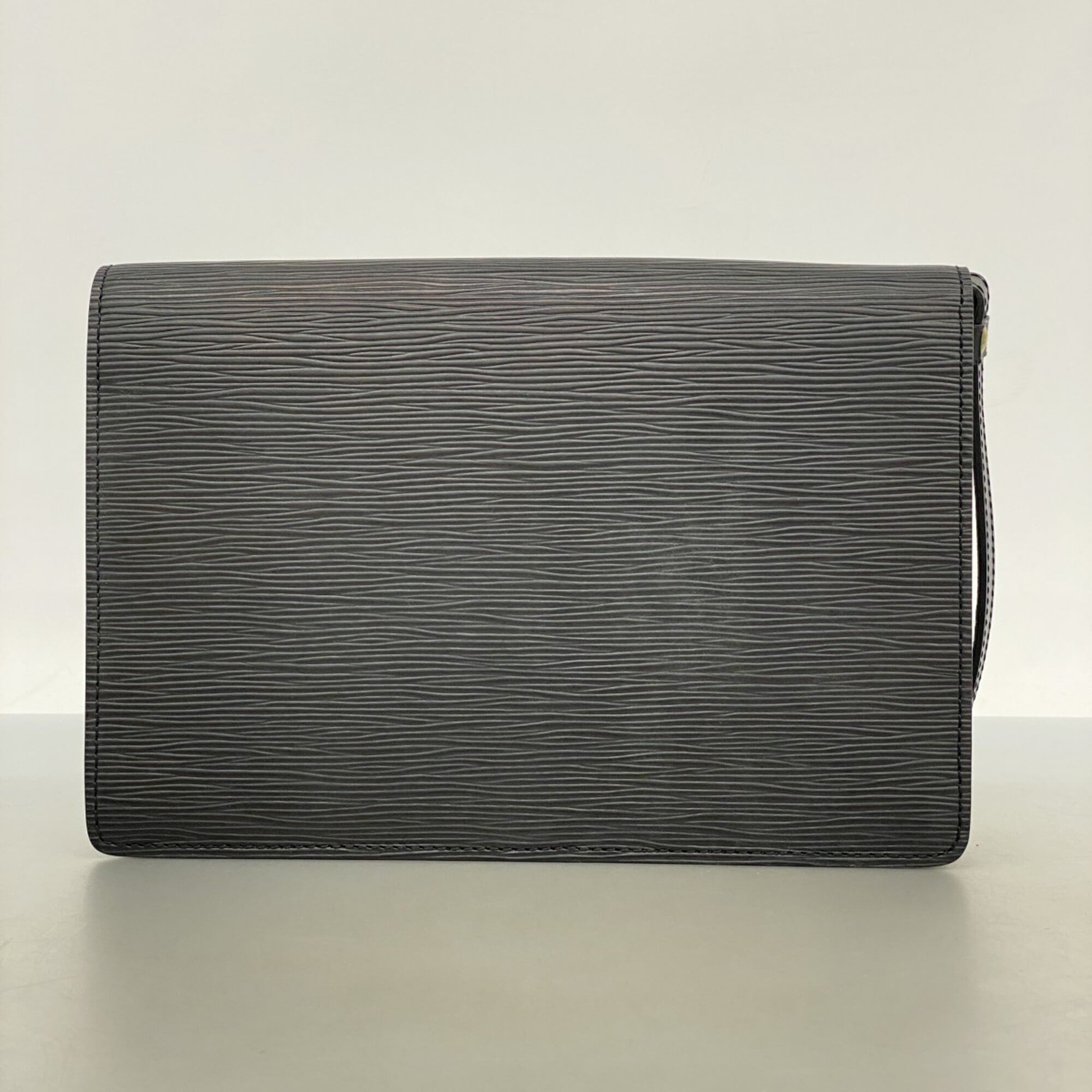 Louis Vuitton Noir Clutch Bag (Pre-Owned)