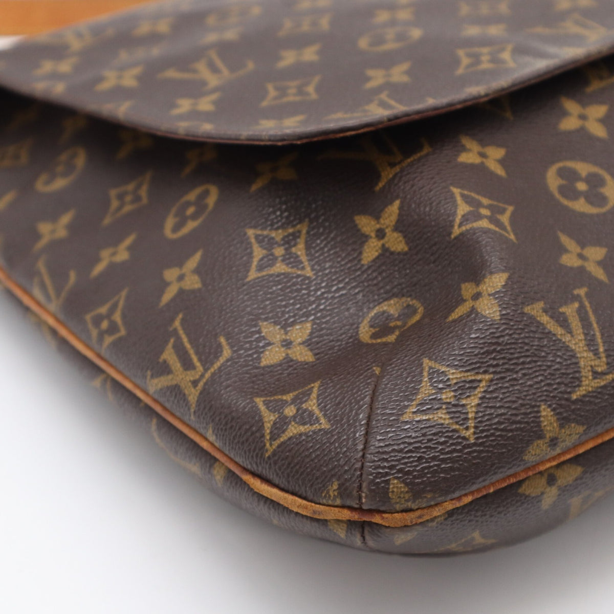 Louis Vuitton Beige Brown Monogram Coated Canvas Leather Shoulder Bag (Pre-Owned)