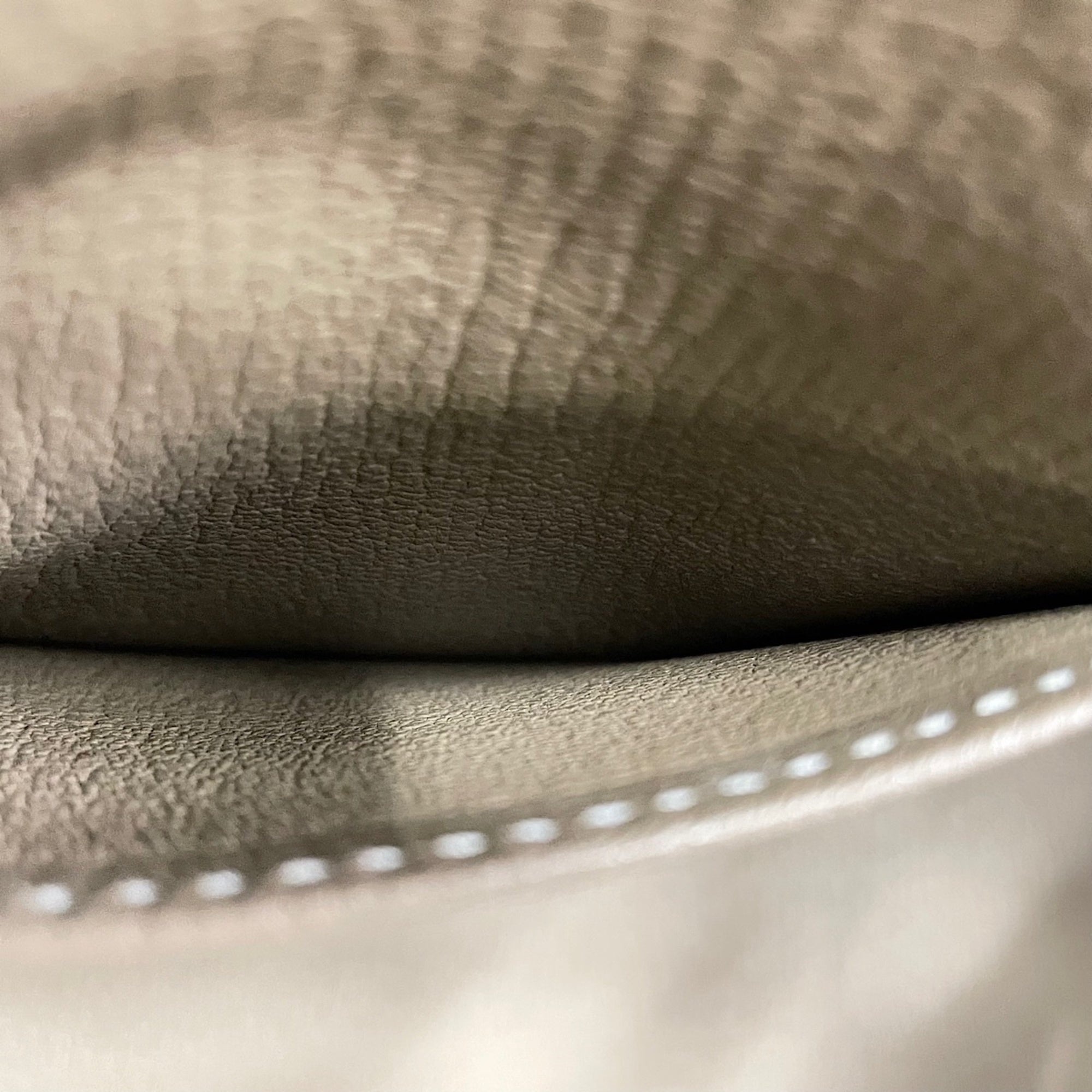 Hermes Kelly Brown Handbag (Pre-Owned)