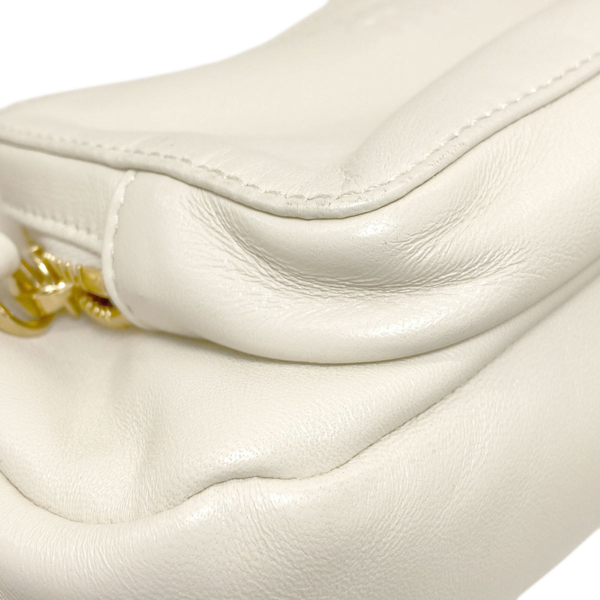 Miu Miu White Leather Handbag (Pre-Owned)