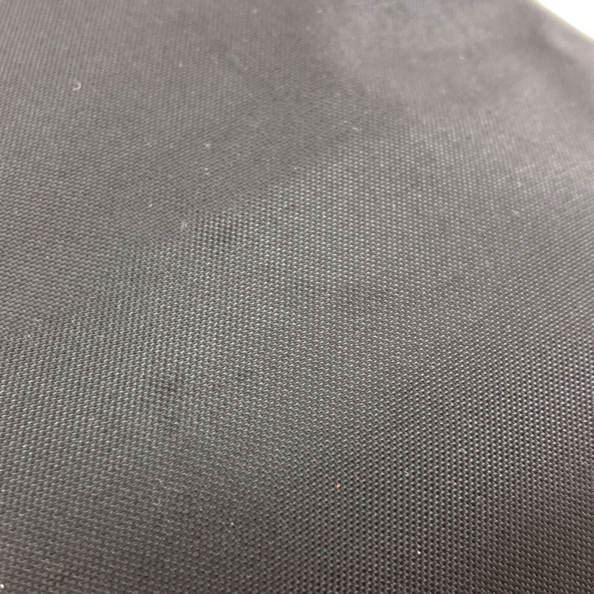 Longchamp Black Nylon Handbag (Pre-Owned)