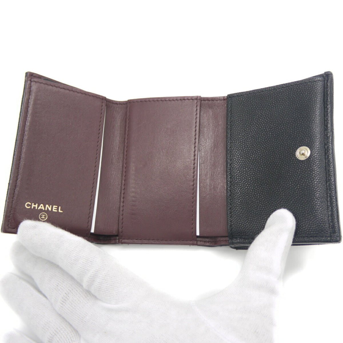 Chanel Black Grained Calfskin Wallet (Tri-Fold) (Pre-Owned)