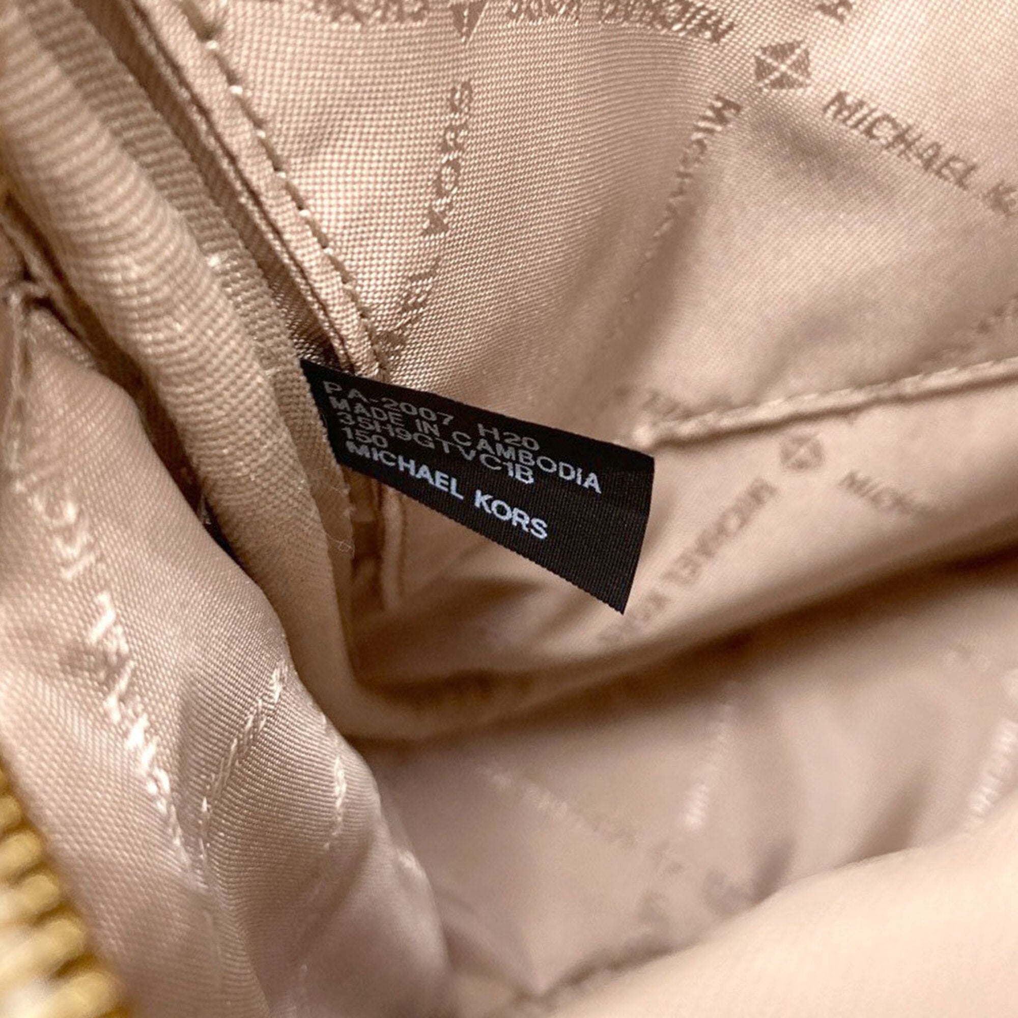 Michael Kors Beige Pvc Shoulder Bag (Pre-Owned)