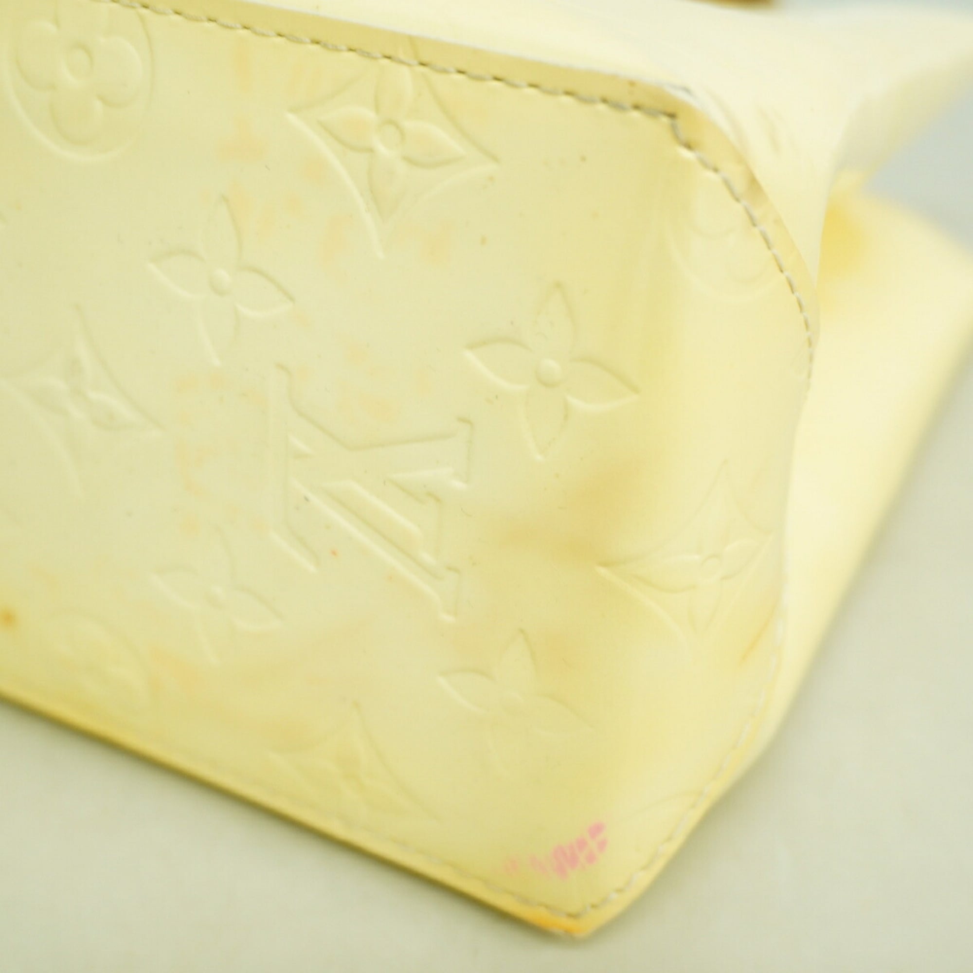 Louis Vuitton Pearl Handbag (Pre-Owned)