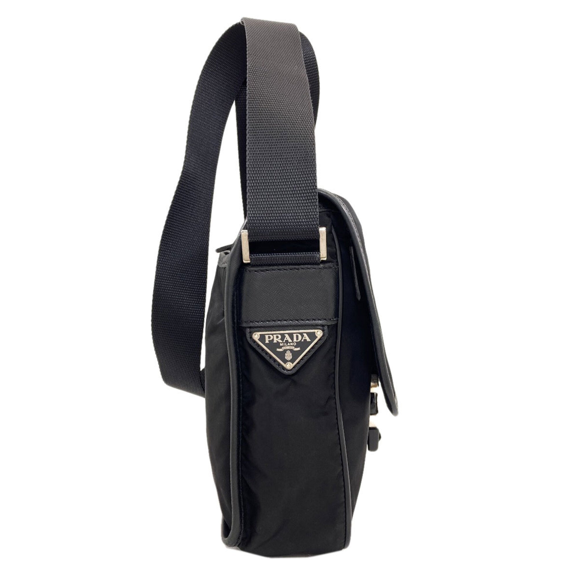 Prada Black Nylon Shoulder Bag (Pre-Owned)