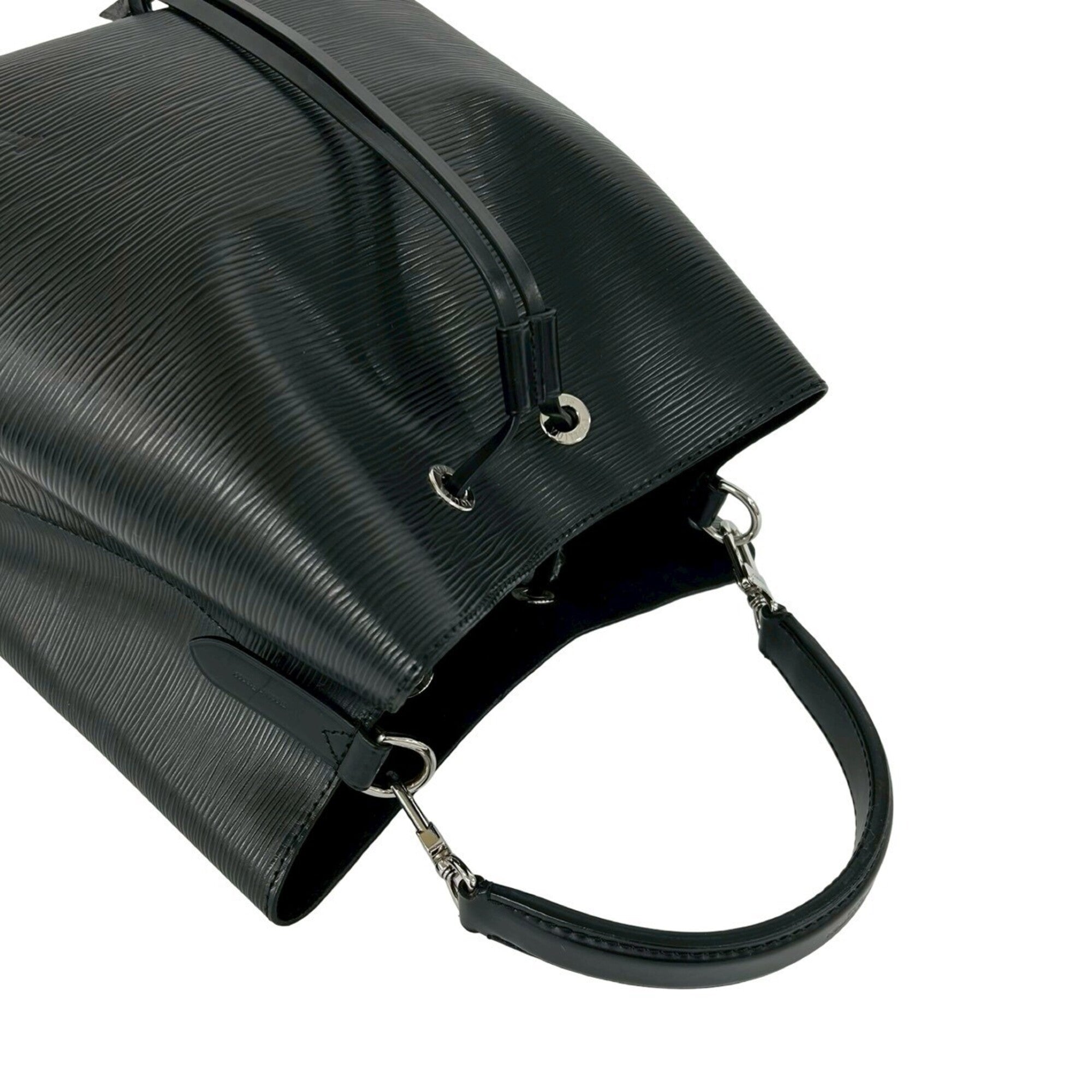 Louis Vuitton Black Leather Handbag Shoulder Bag (Pre-Owned)