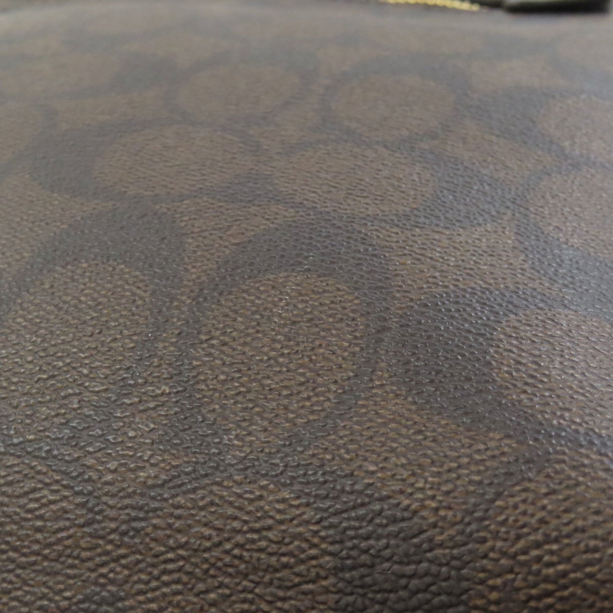 Coach Signature Brown Signature Line Shoulder Bag (Pre-Owned)