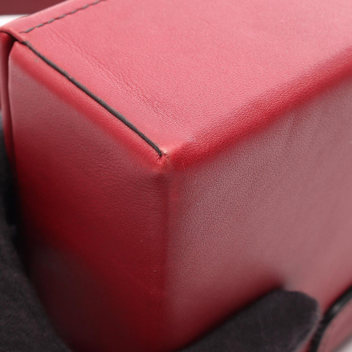 Christian Dior Red Color Leather Handbag Shoulder Bag (Pre-Owned)