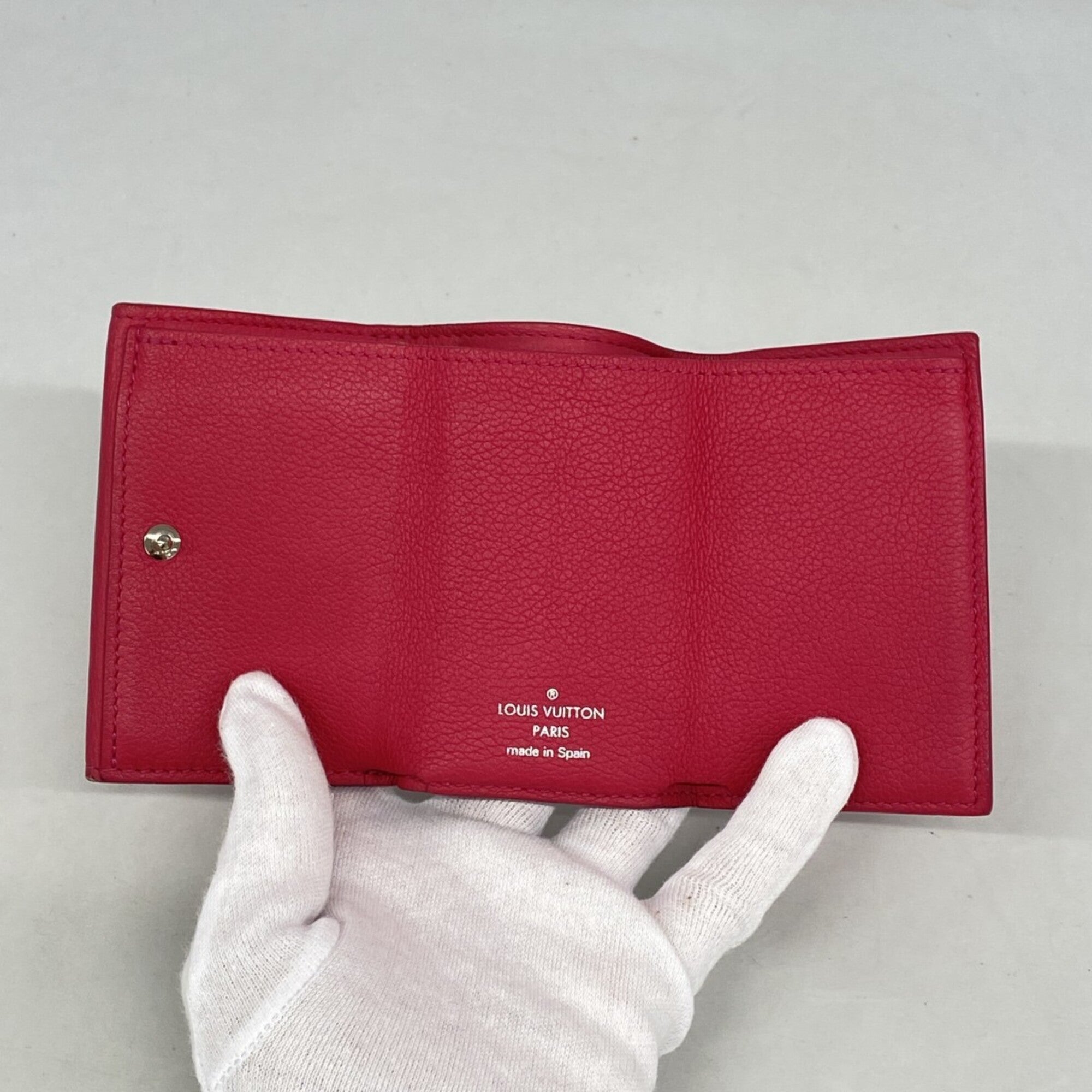 Louis Vuitton Pink Wallet (Tri-Fold) (Pre-Owned)