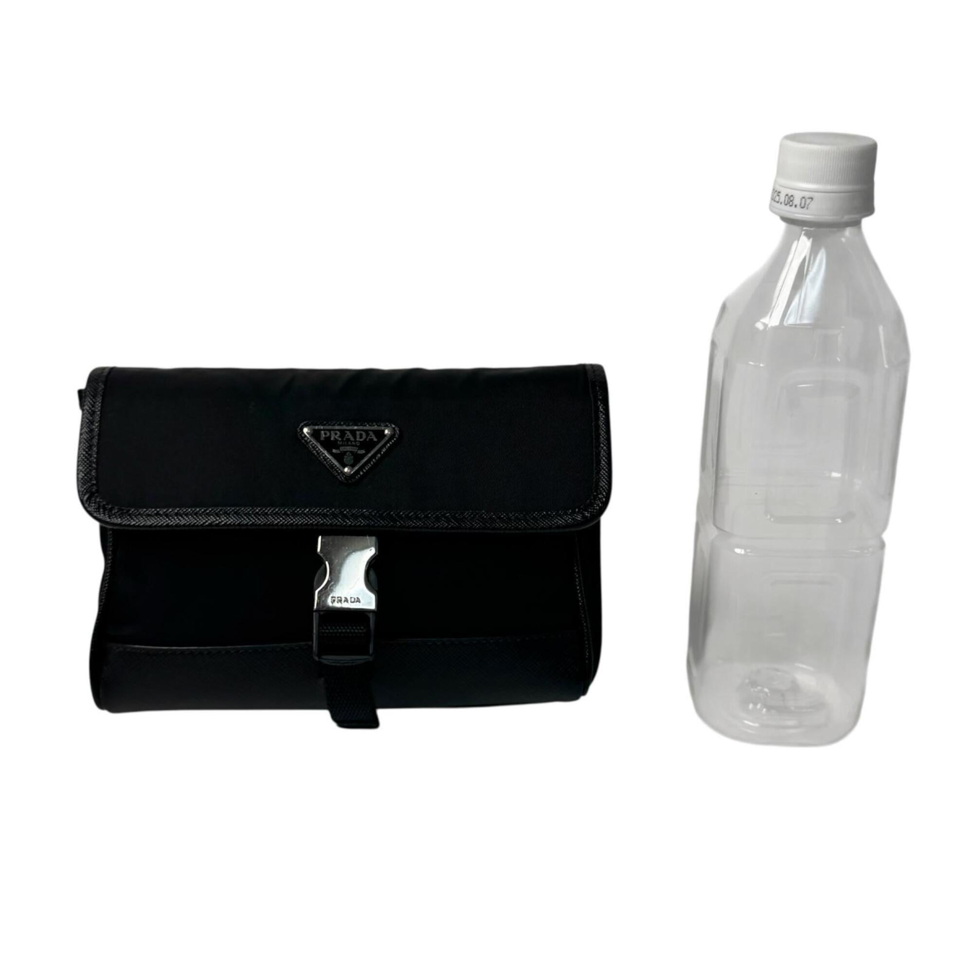 Prada Black Leather Shoulder Bag (Pre-Owned)