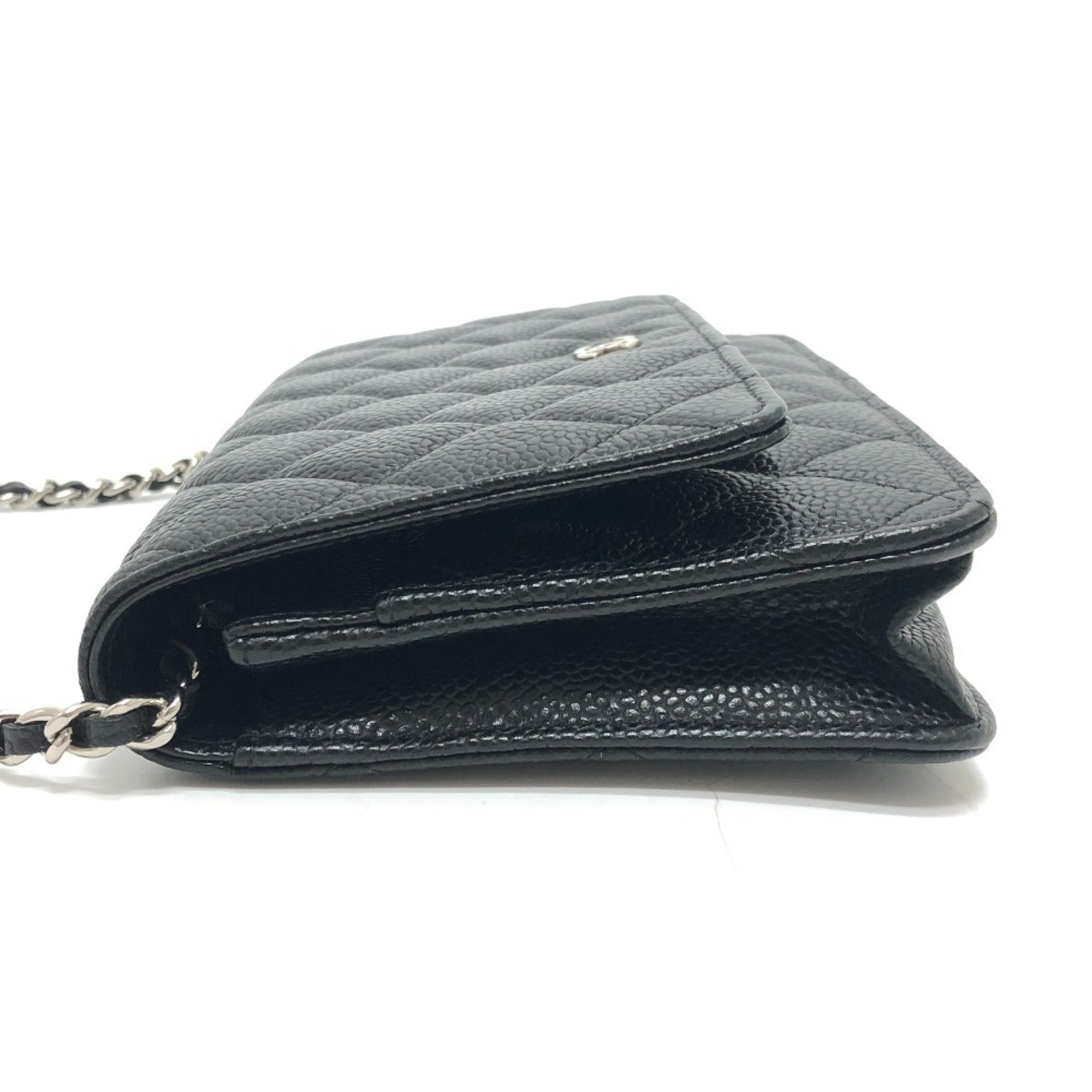 Chanel Matelasse Black Grained Calfskin Shoulder Bag (Pre-Owned)