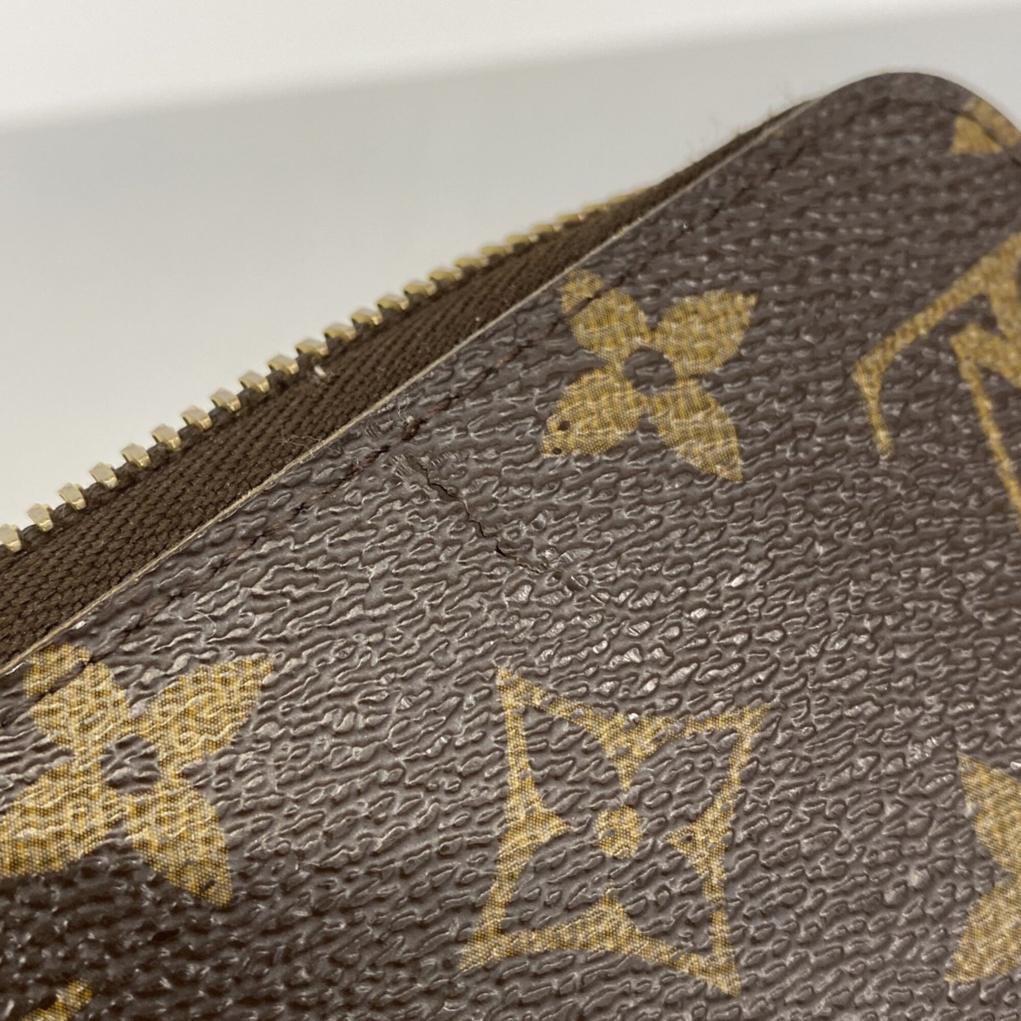 Louis Vuitton Fuchsia Long Wallet (Bi-Fold) (Pre-Owned)