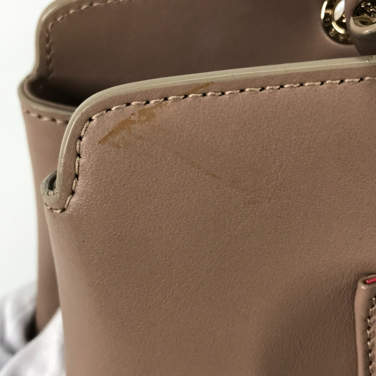 Bvlgari Pink Leather Shoulder Bag (Pre-Owned)