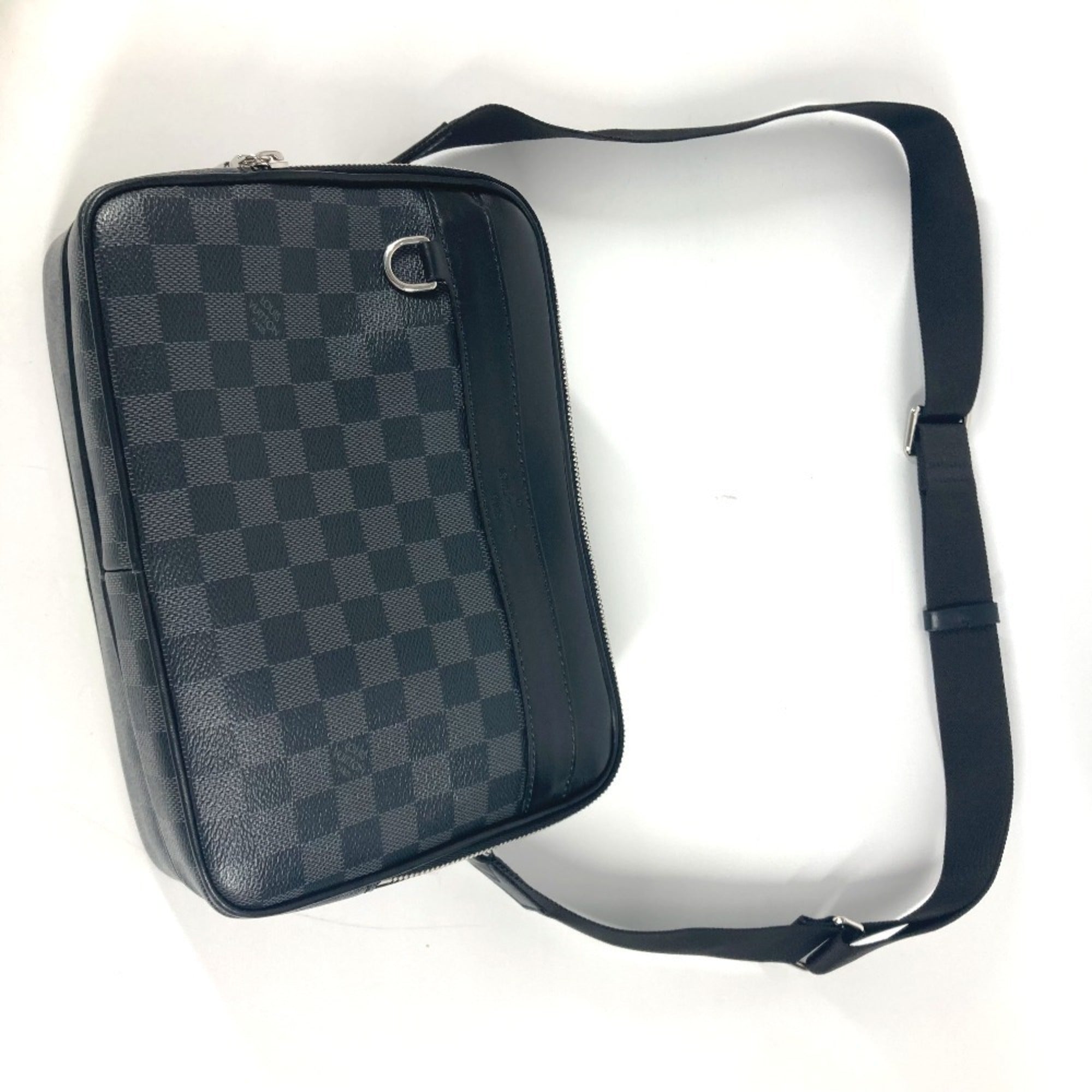 Louis Vuitton Damier Graphite Black Damier Graphite Shoulder Bag (Pre-Owned)