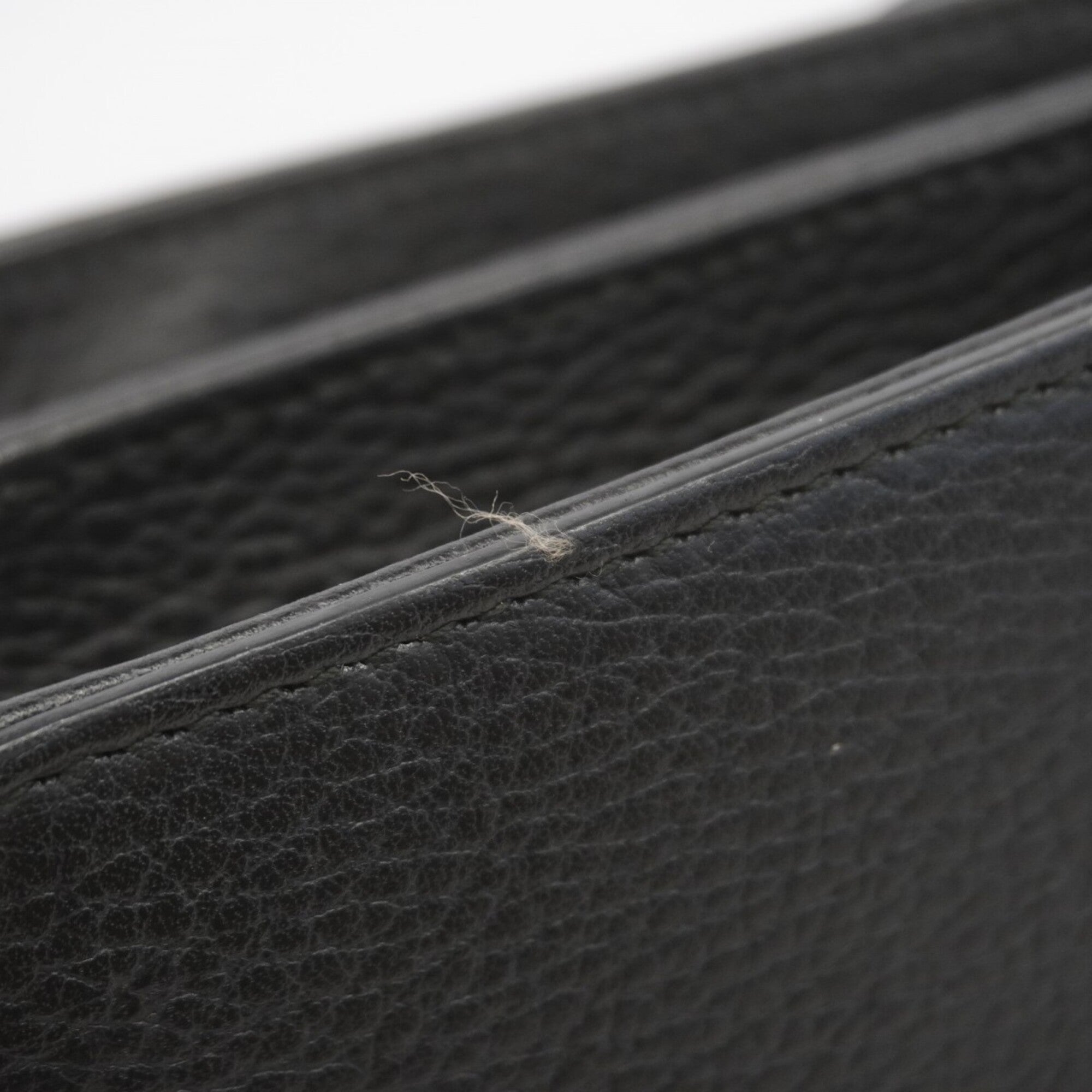 Gucci Black Leather Shoulder Bag (Pre-Owned)
